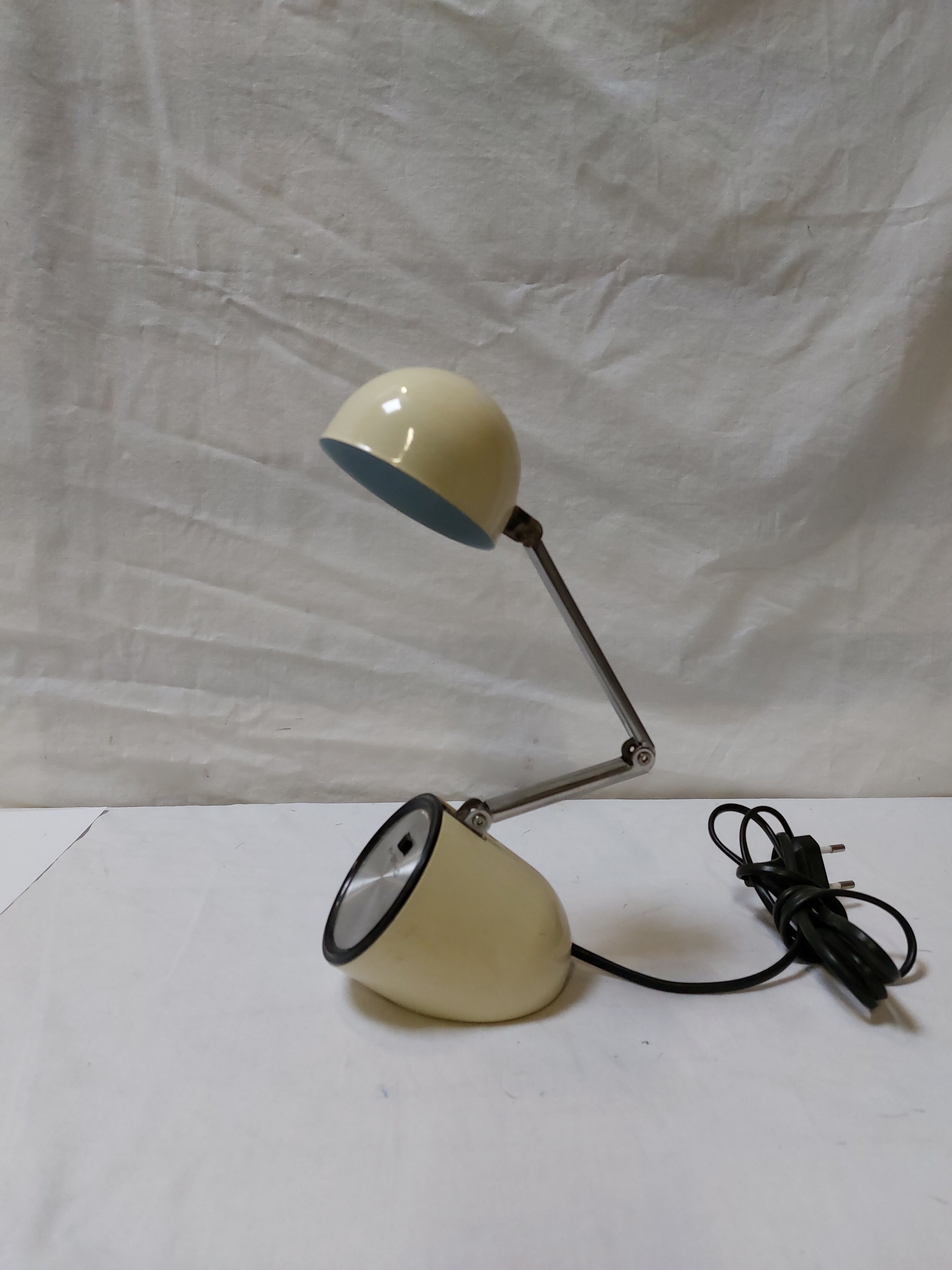 Vintage Space Age Period Capsule Lamp Model NA-718 by Kreo-Lite