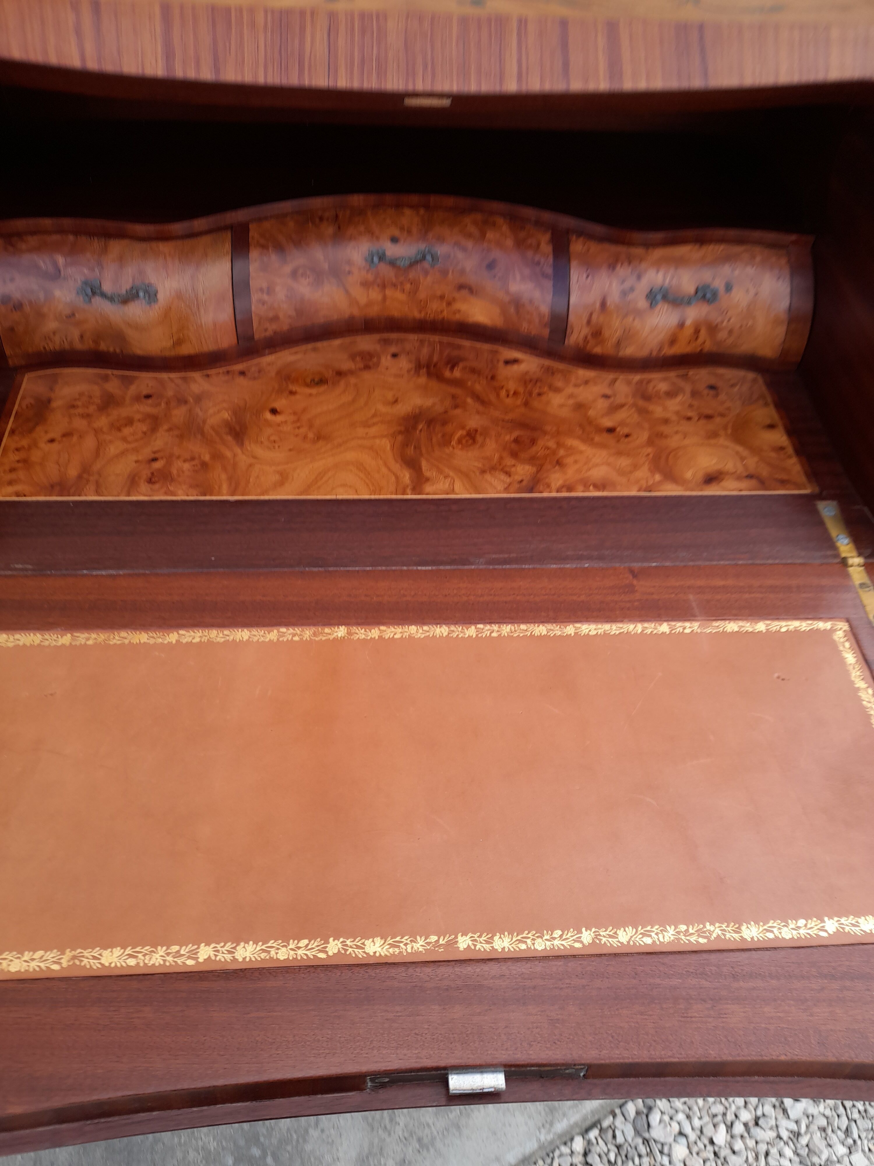 Writing desk back to donkey style Louis XV in rosewood