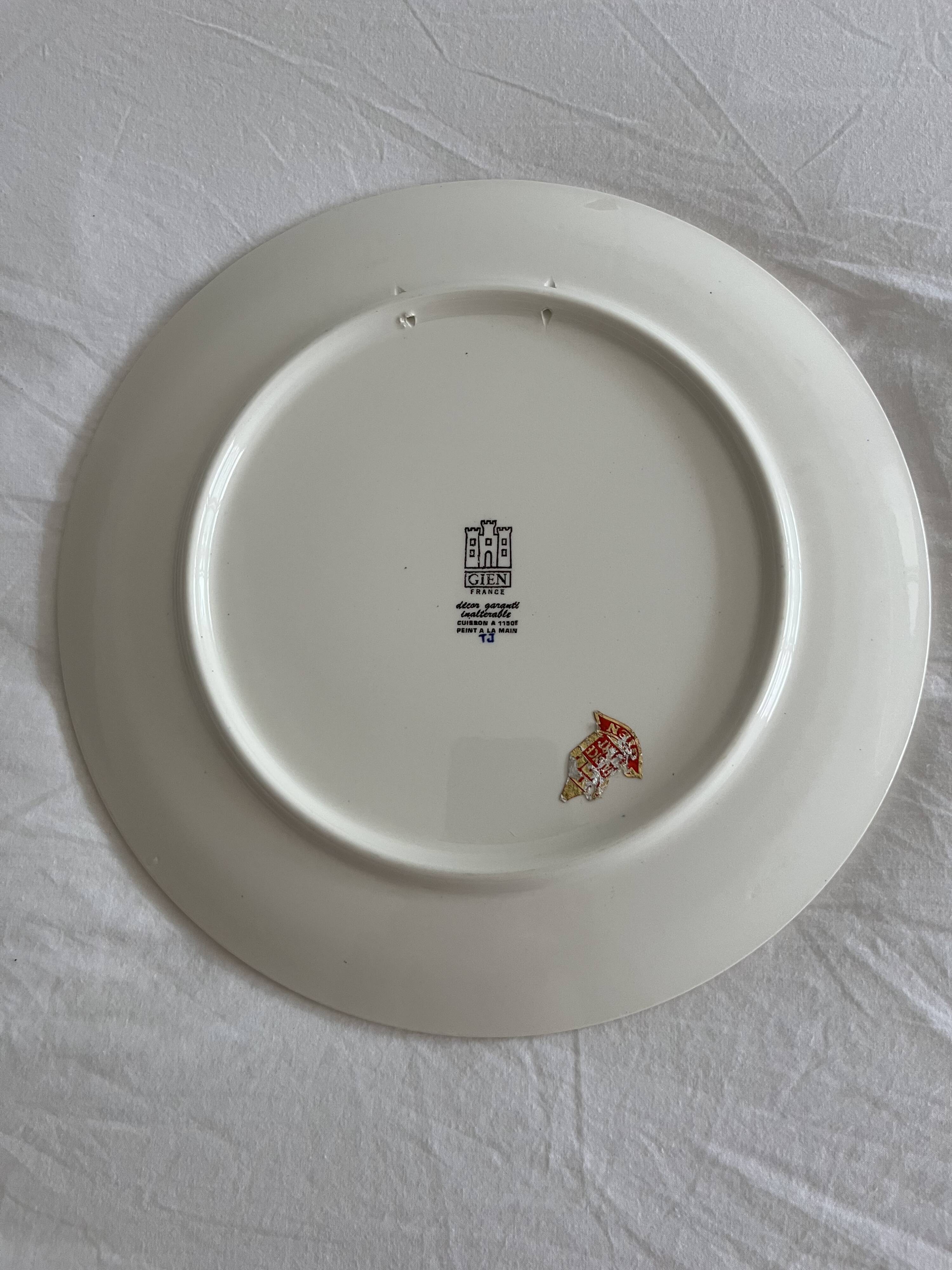 Large Renaissance Plate Gien