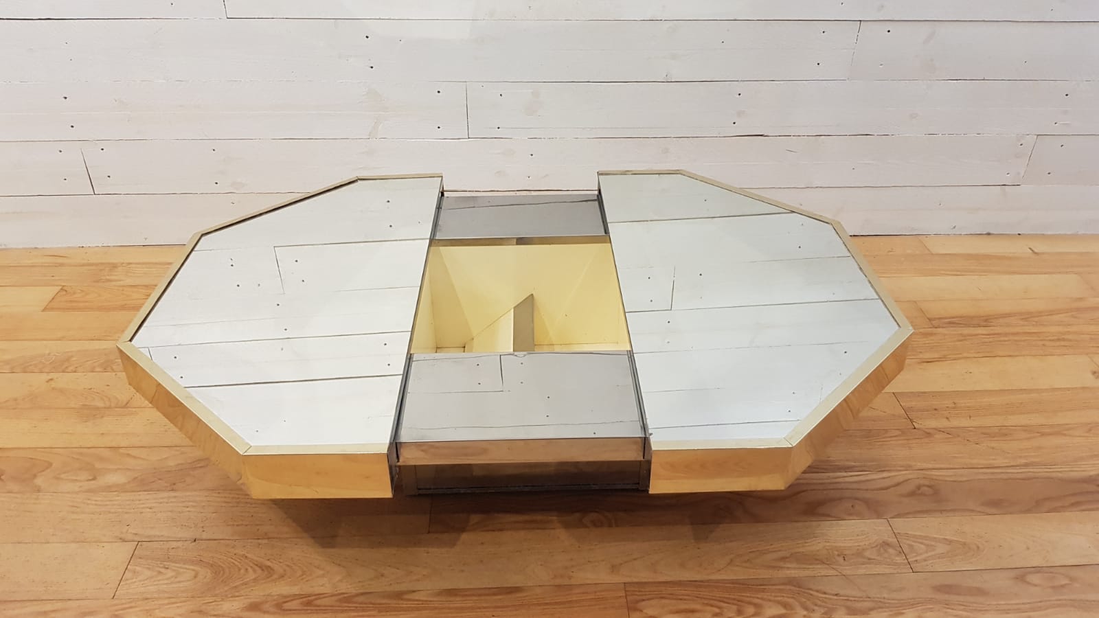 Low octagonal mirror and gold metal France 1970 bar table