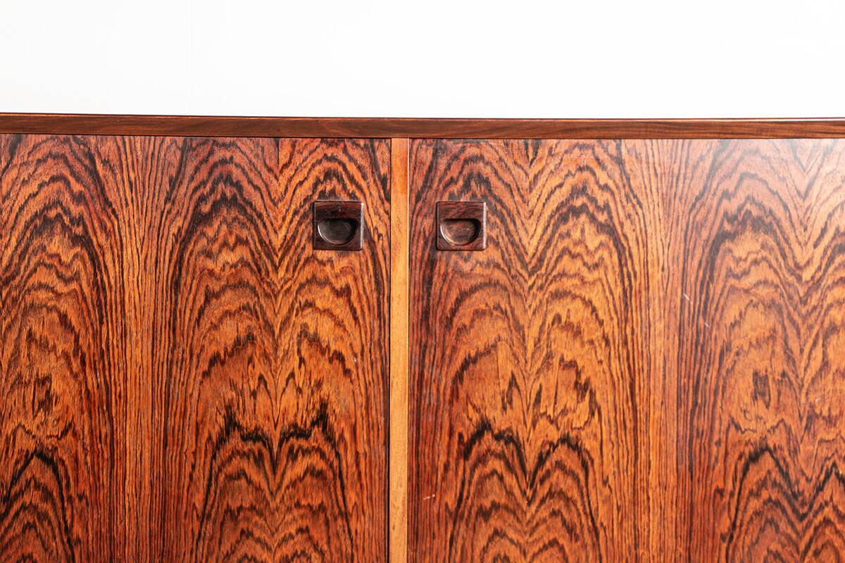 Buffet ou petite enfilade Scandinave en Palissandre par Erik Brouer 1960.