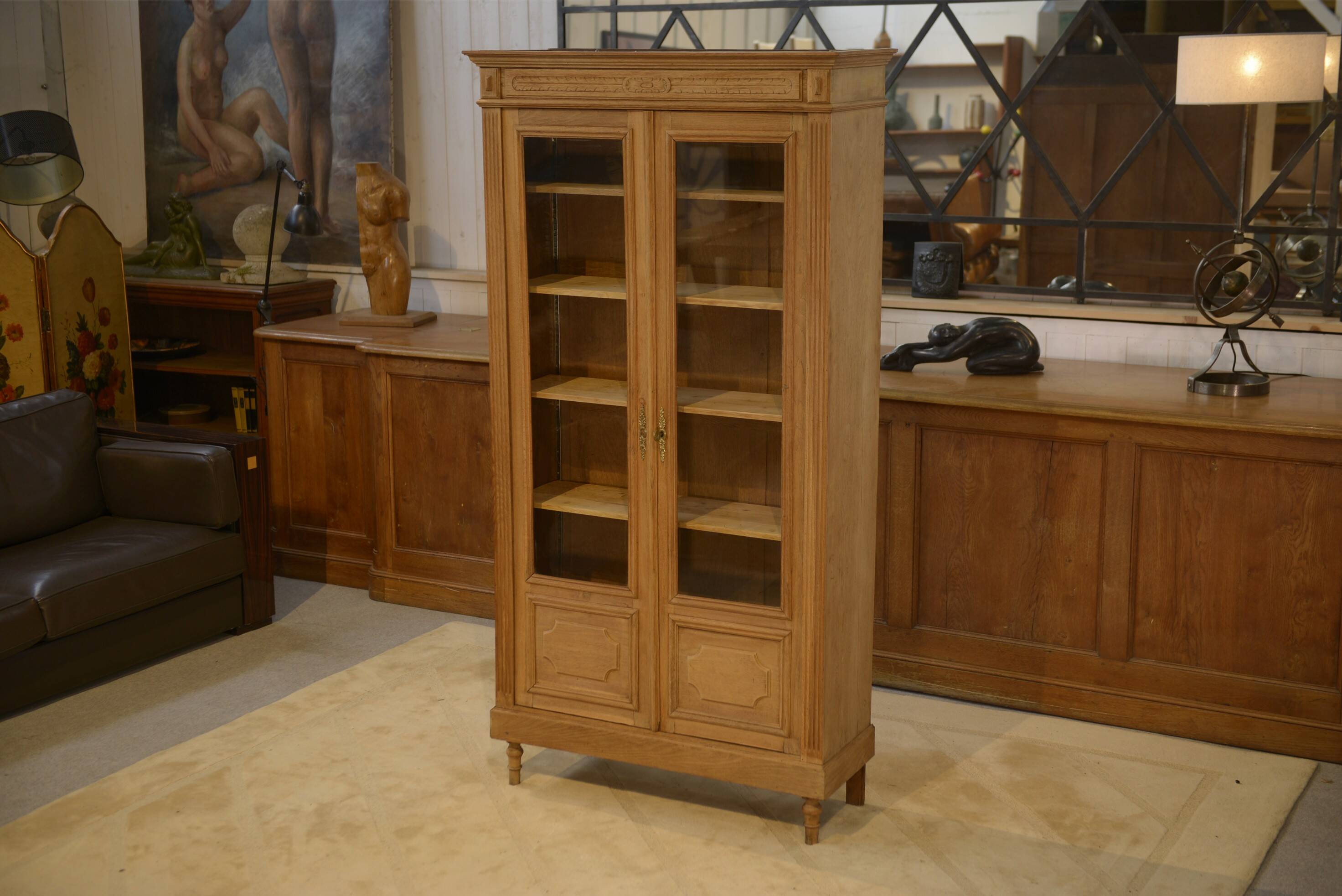 Vitrine en chêne brut 1950’s