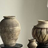 Pawn Black - Stool, side table, end table in solid mango wood.