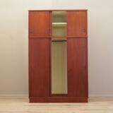 Armoire en teck, design danois, années 1970, production : Danemark