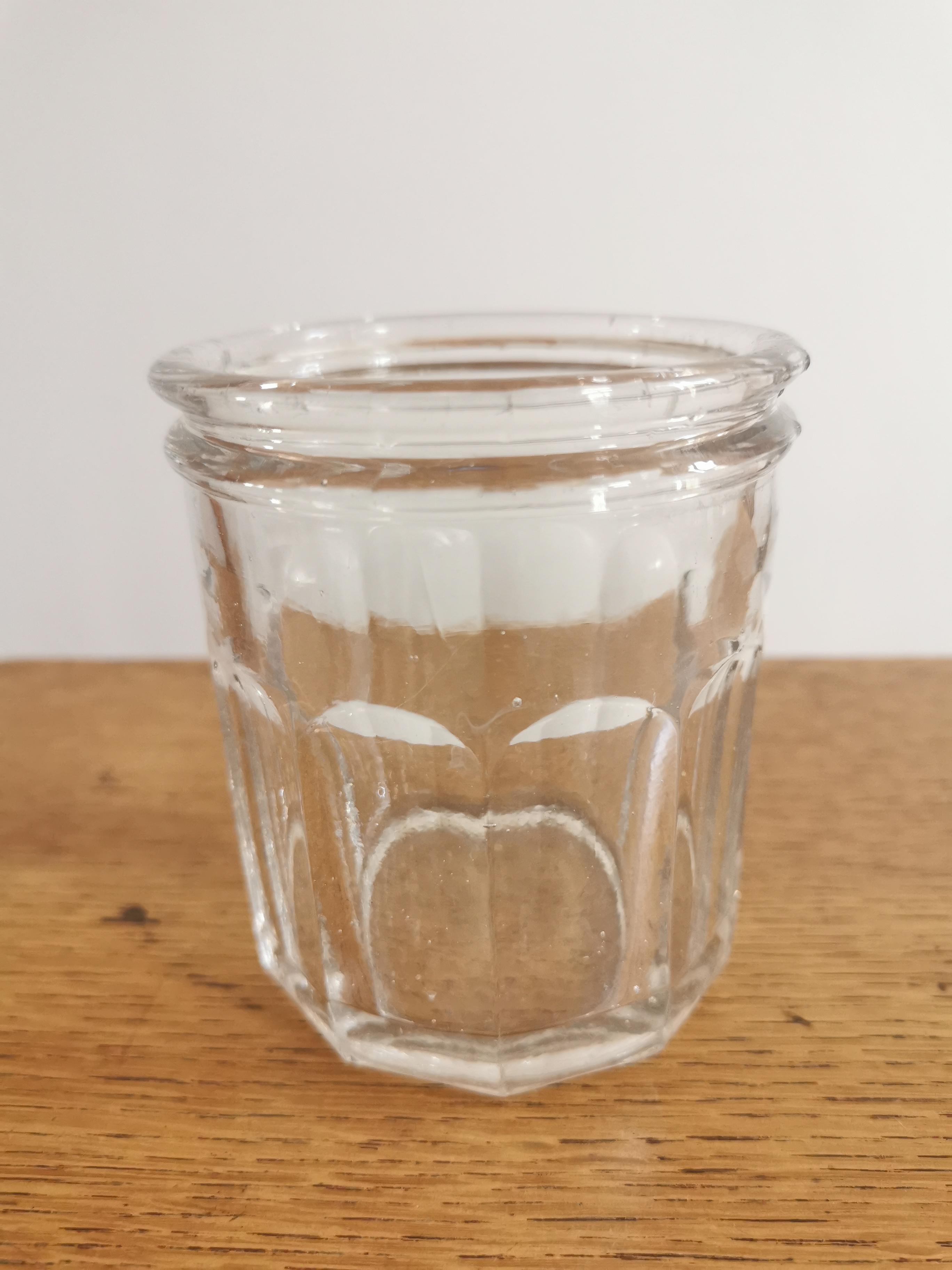 Jam jar former Master brothers