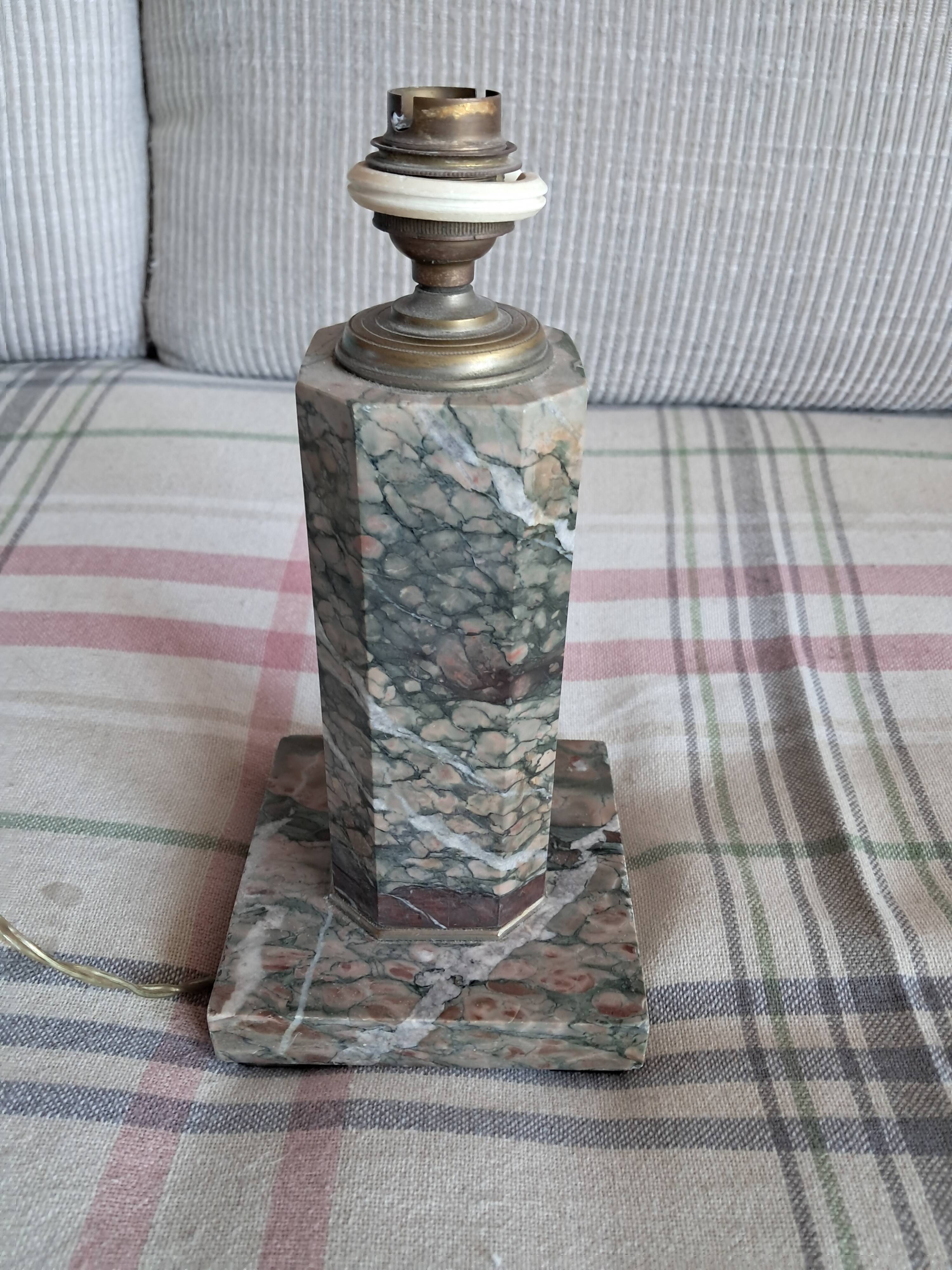 Lampe vintage en marbre