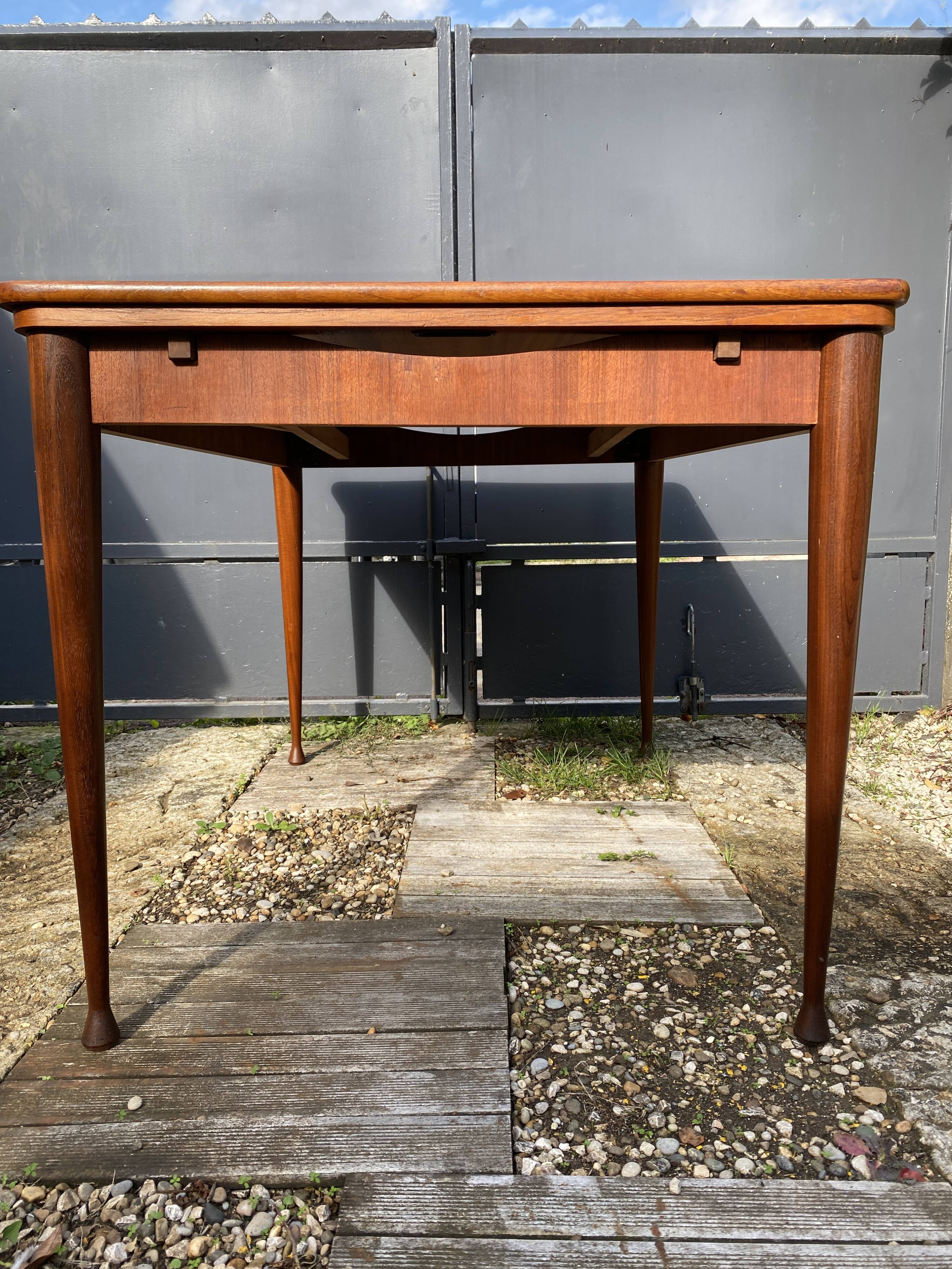 1960 scandinavian extension table