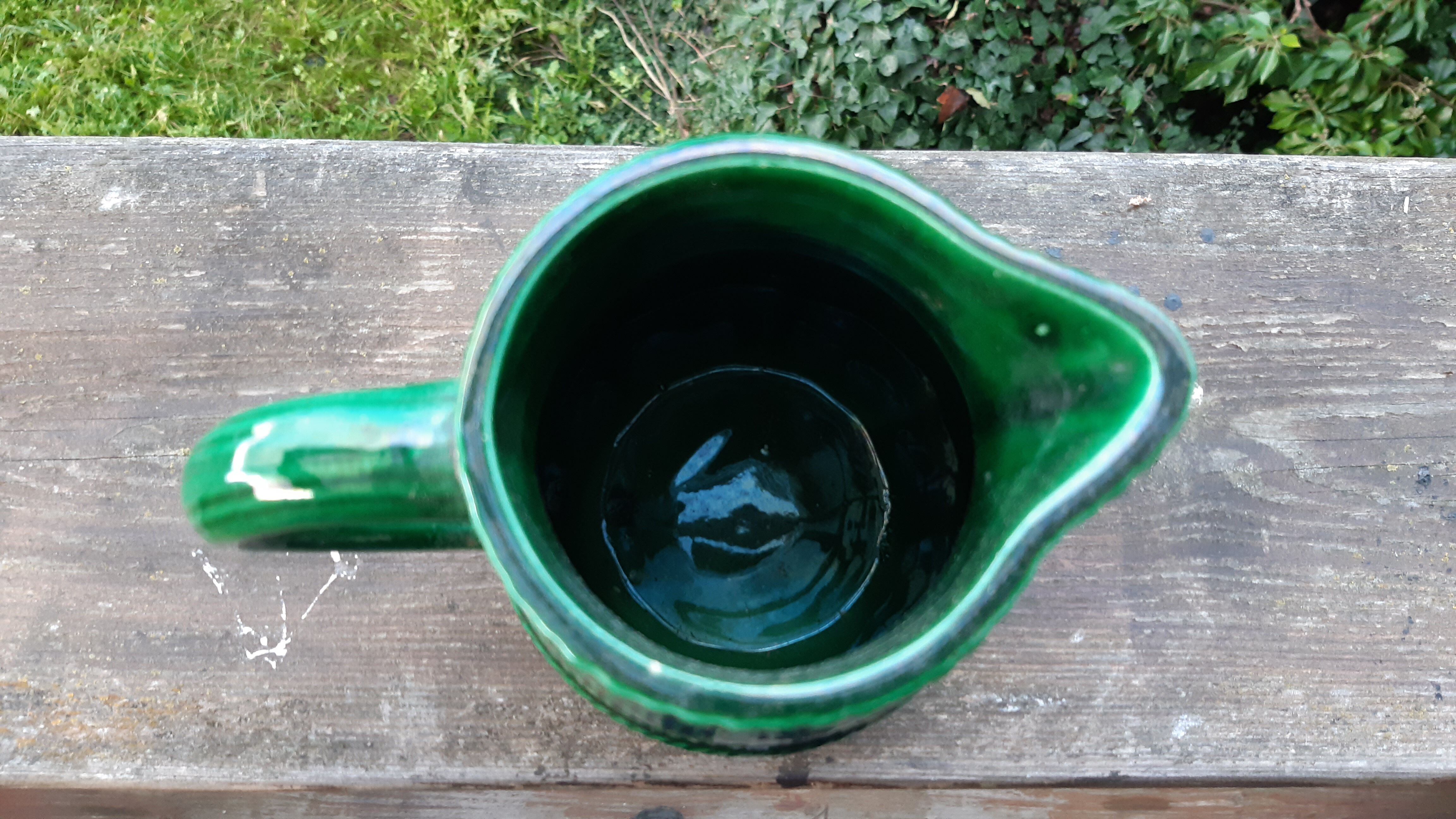 Pitcher slip Saint Clement.