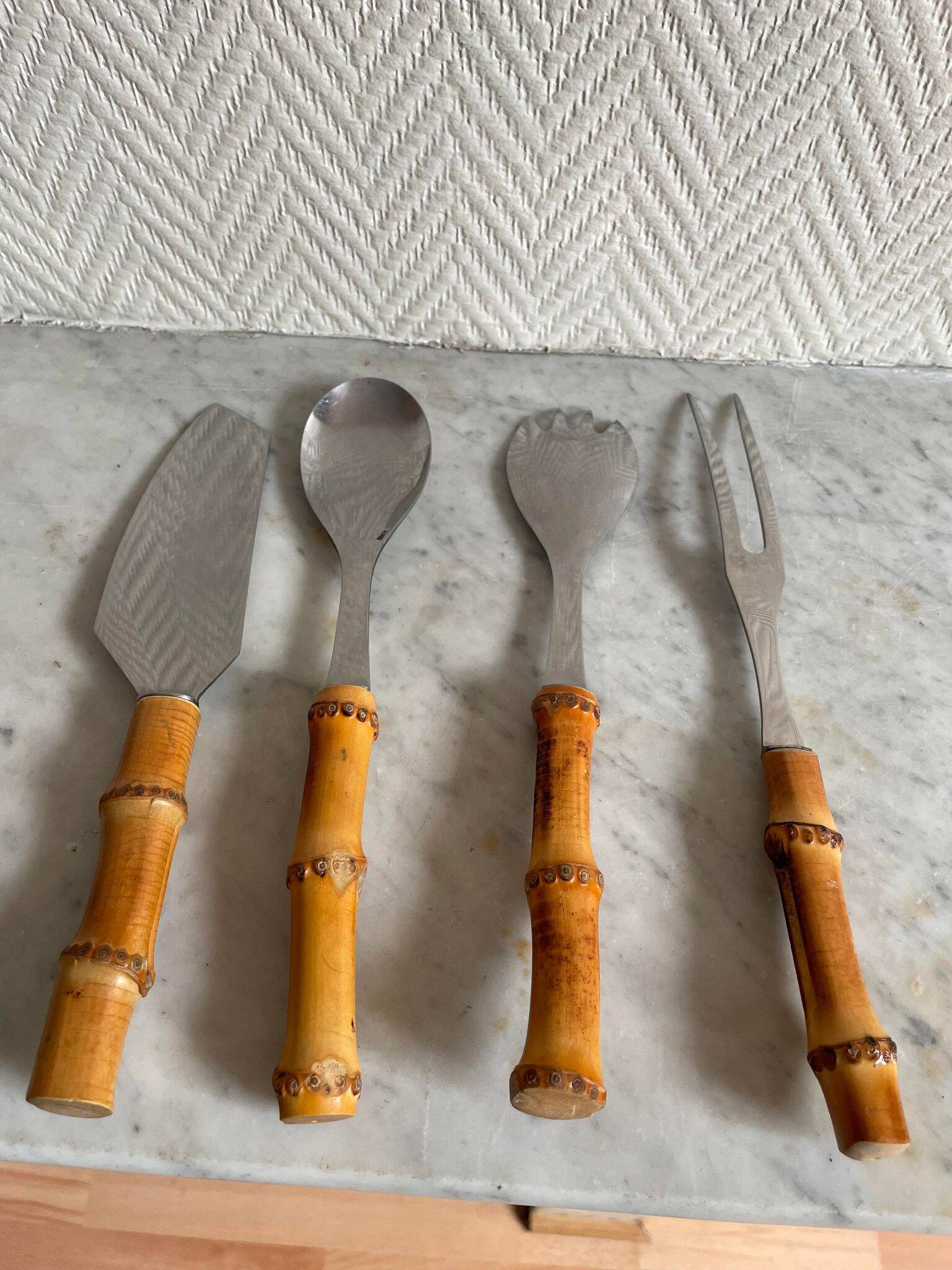 Set of four bamboo serving cutlery