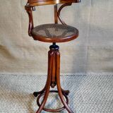 Baumann children's hairdresser's chair, rotating screw, 1920s