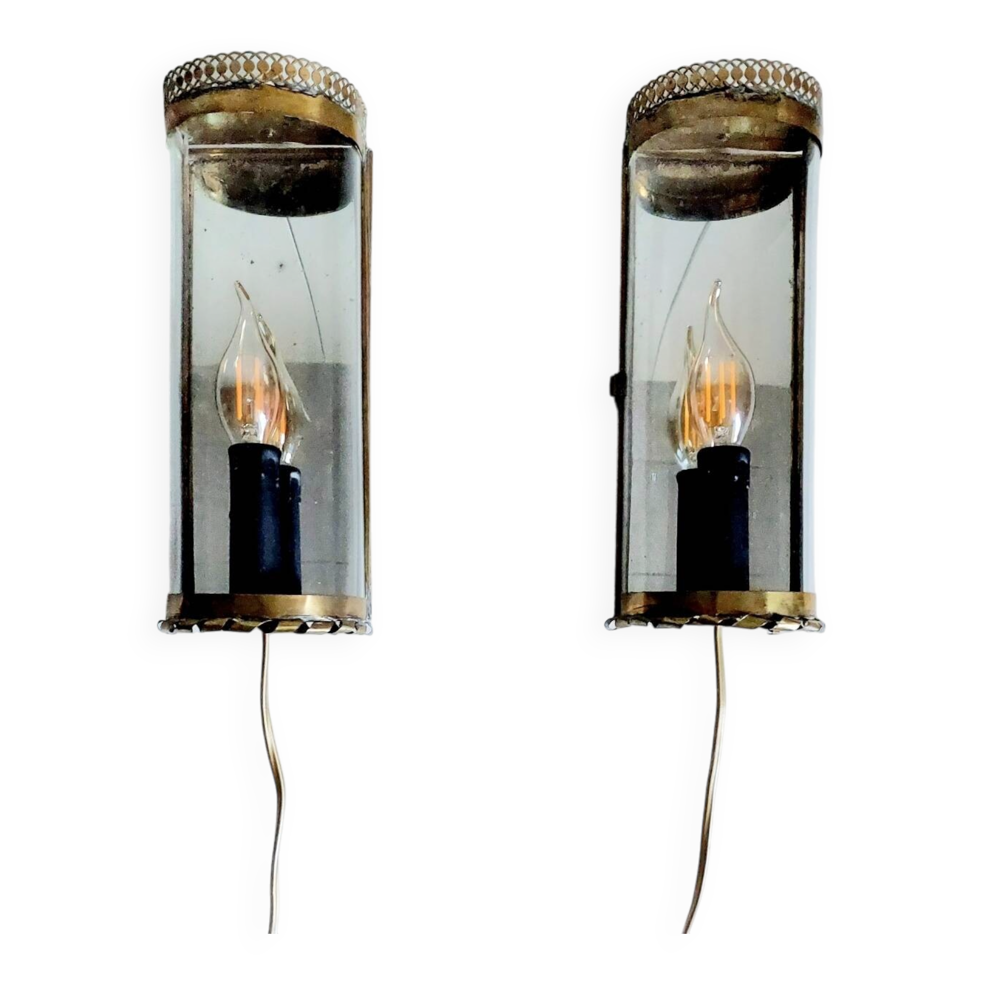 Paire d'appliques anciennes en laiton