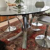 Table ovale vintage chrome et verre fume