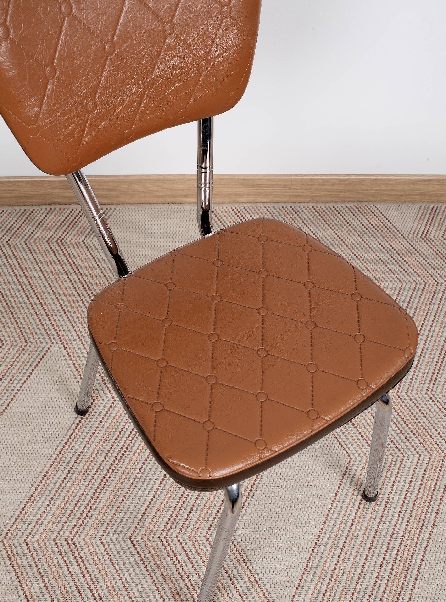 Vintage chrome chair, l'auvergnate brand