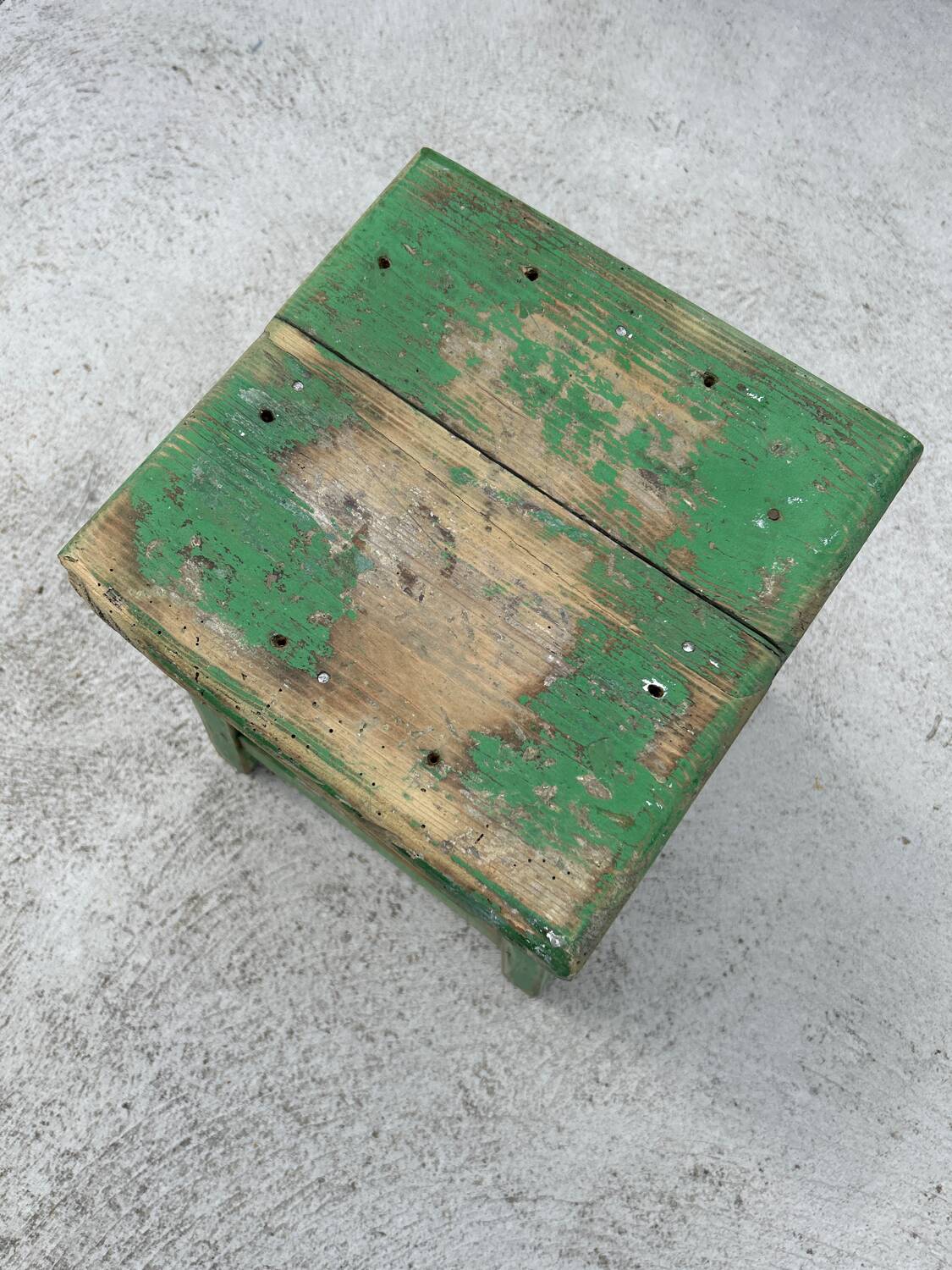 Workshop stool