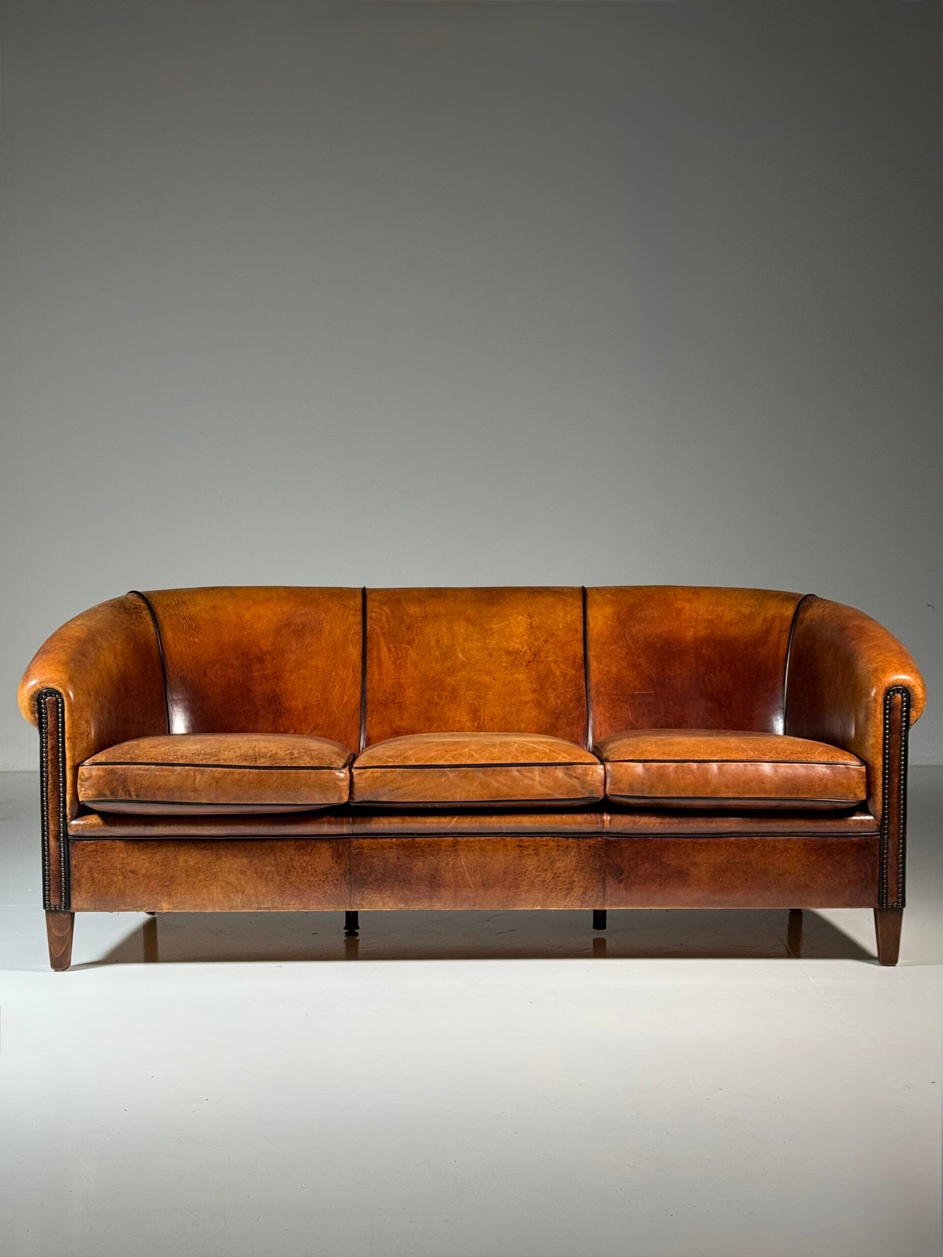 Sheepskin 3-seater classic sofa