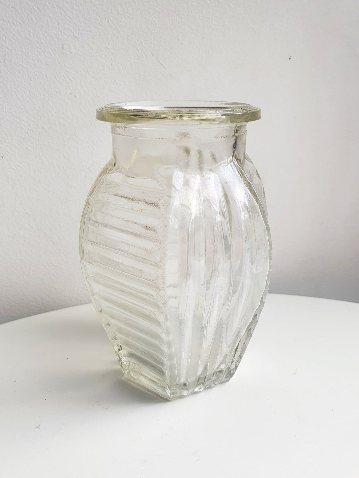 Glass vase