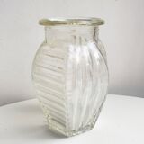 Glass vase