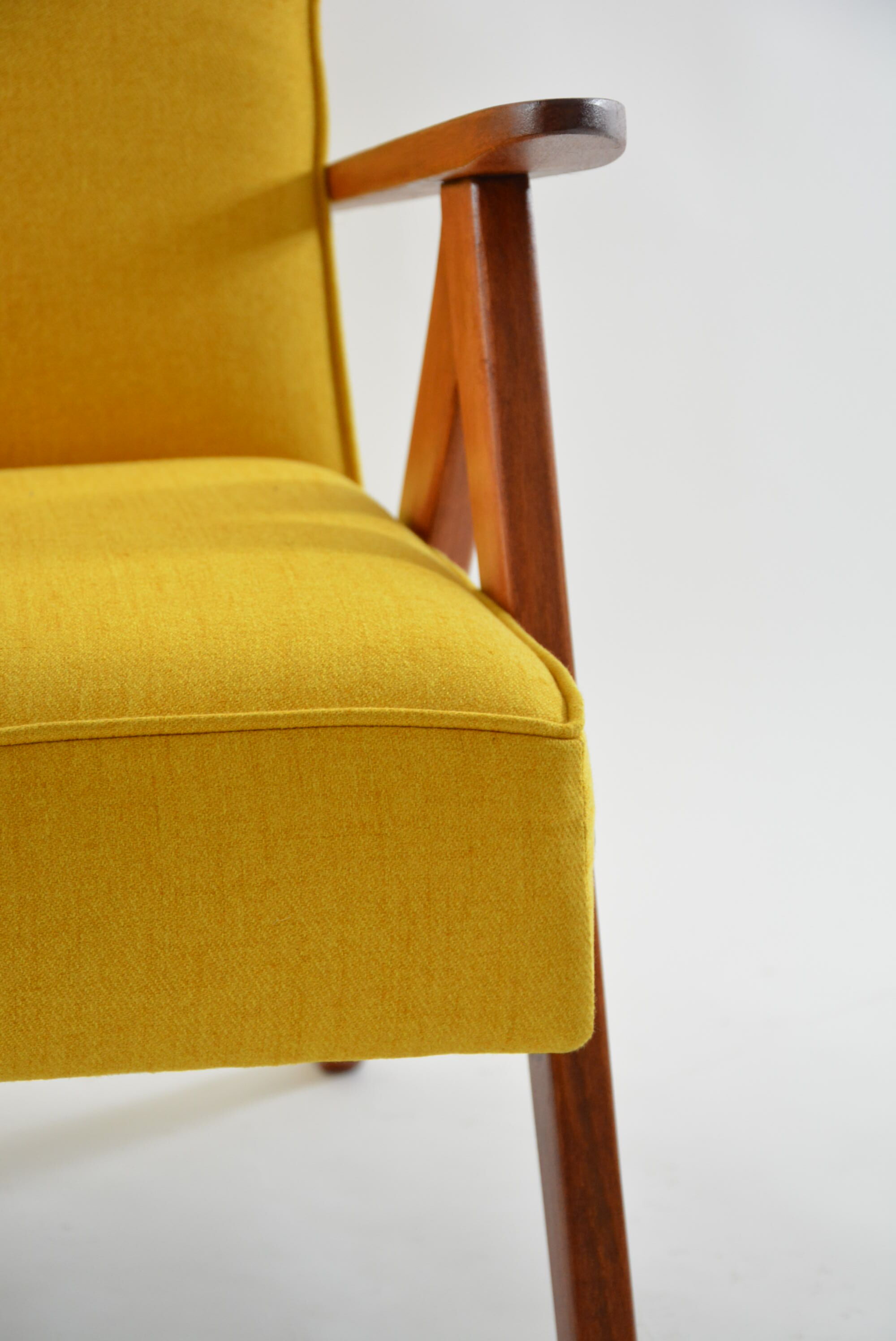 Yellow KOMPAS armchair top back