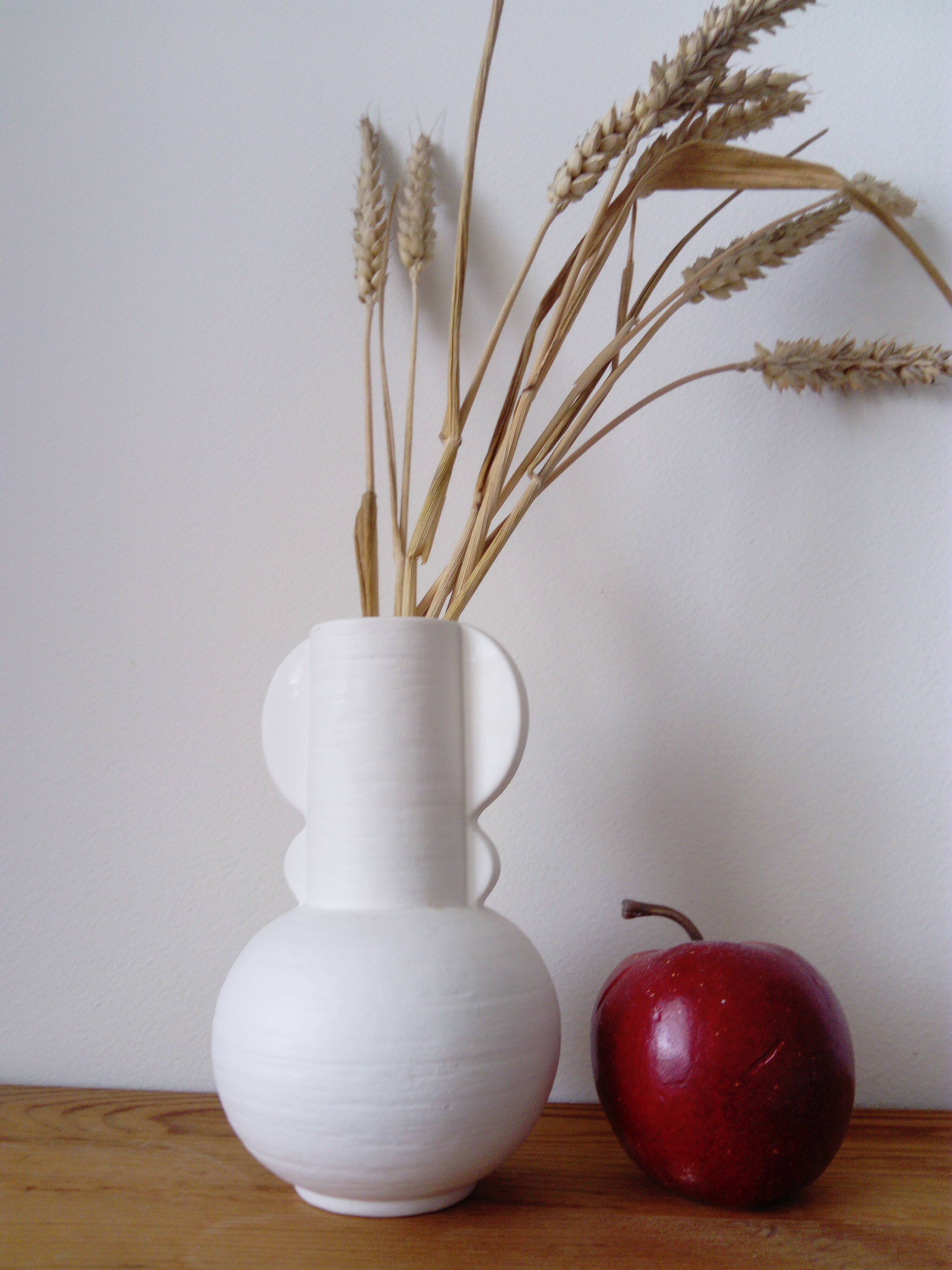vase blanc design à double anses