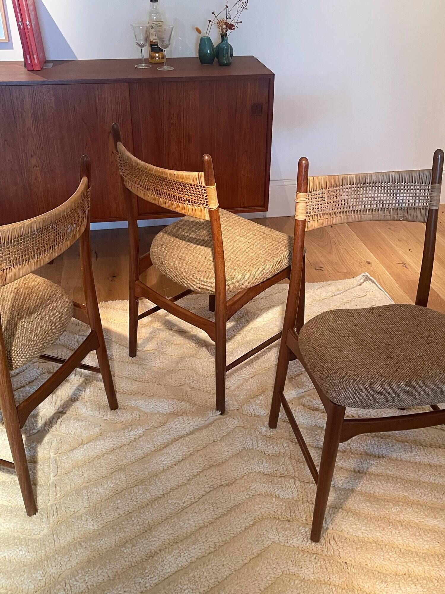 Vintage Scandinavian chair "Hanne" in teak (4 available)