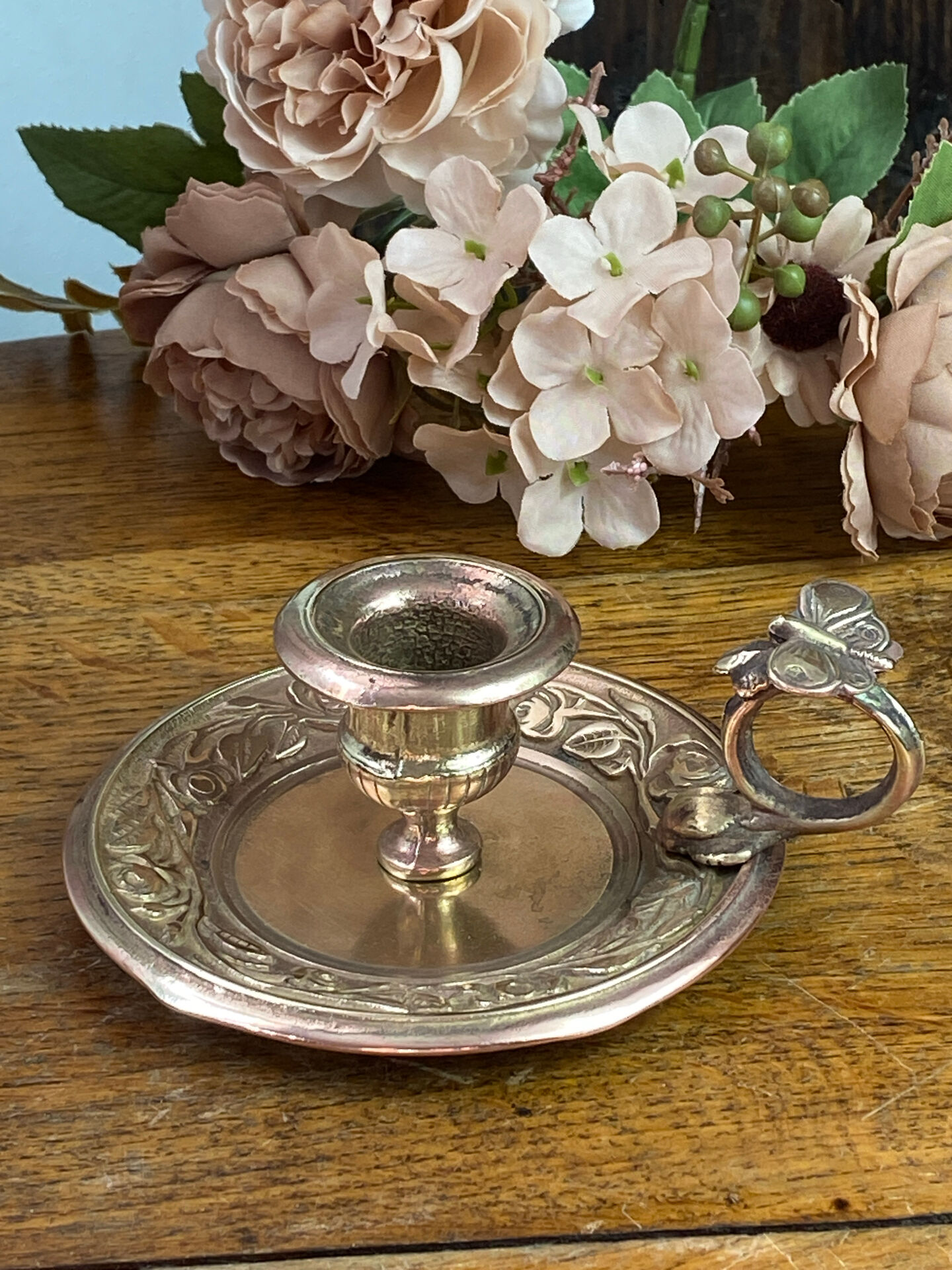 Hand candle holder, butterfly decoration, solid brass
