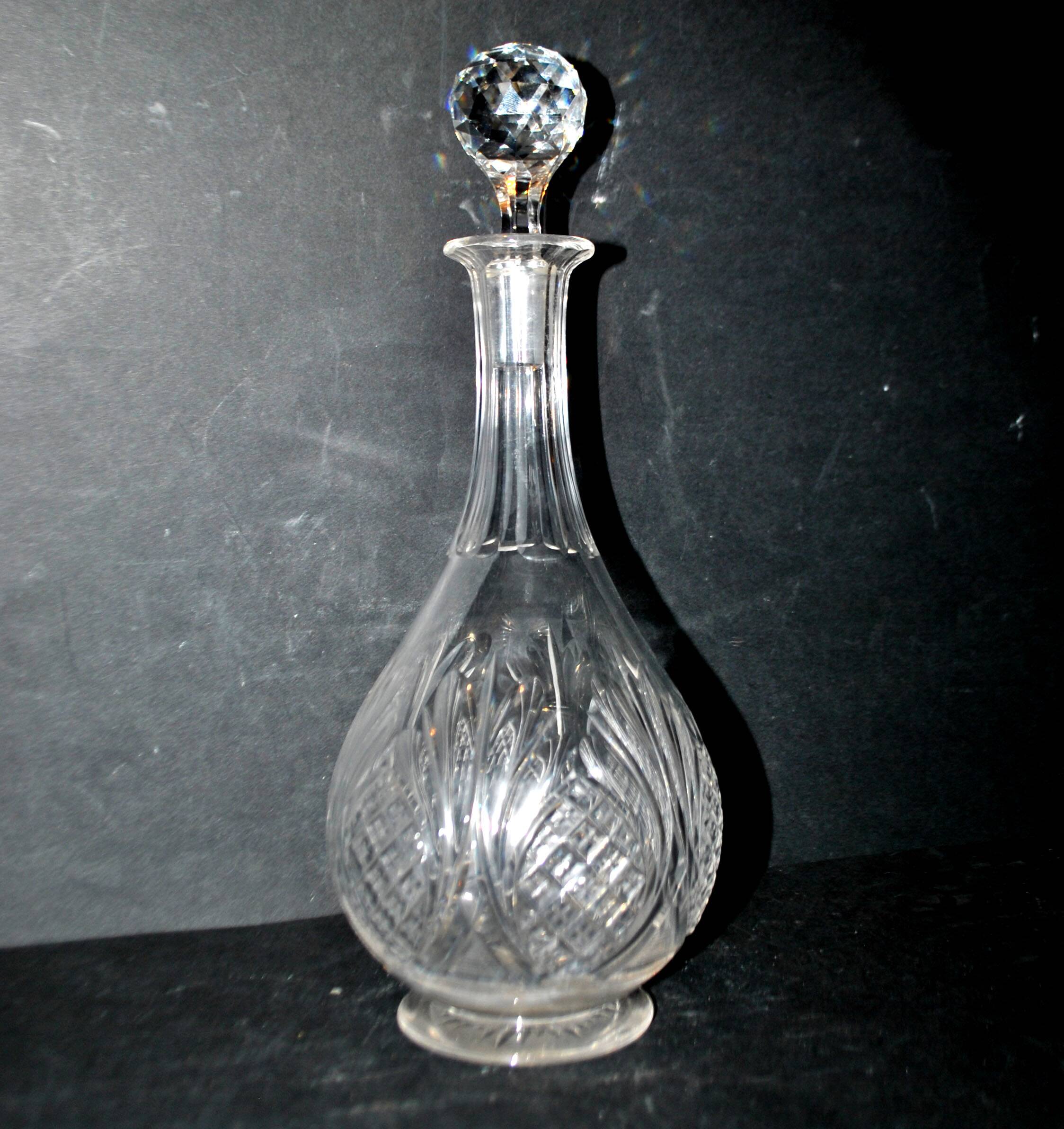 Carafe en cristal taillé Baccarat 1907 modèle 9157