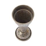 Bougeoir pour une bougie en métal argenté, Danemark, années 1970.