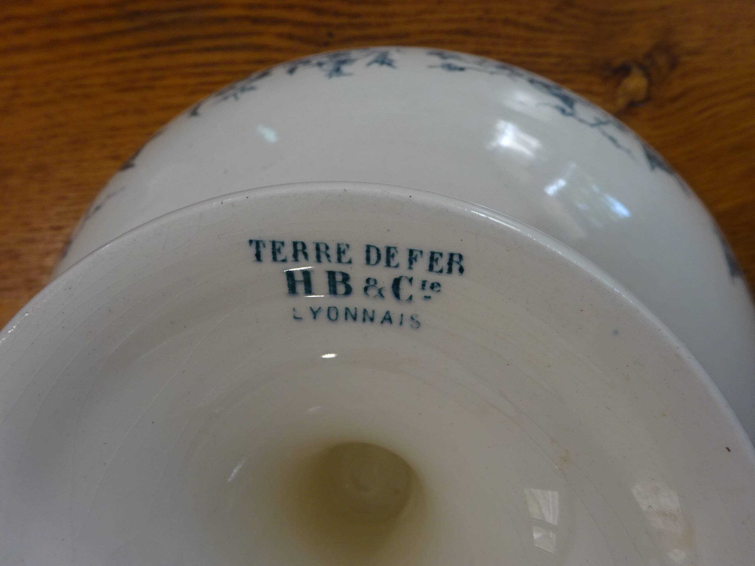Large compote dish Terre de Fer