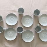 Lot de 6 tasses à café avec leurs soucoupes et 1 plat rectangulaire