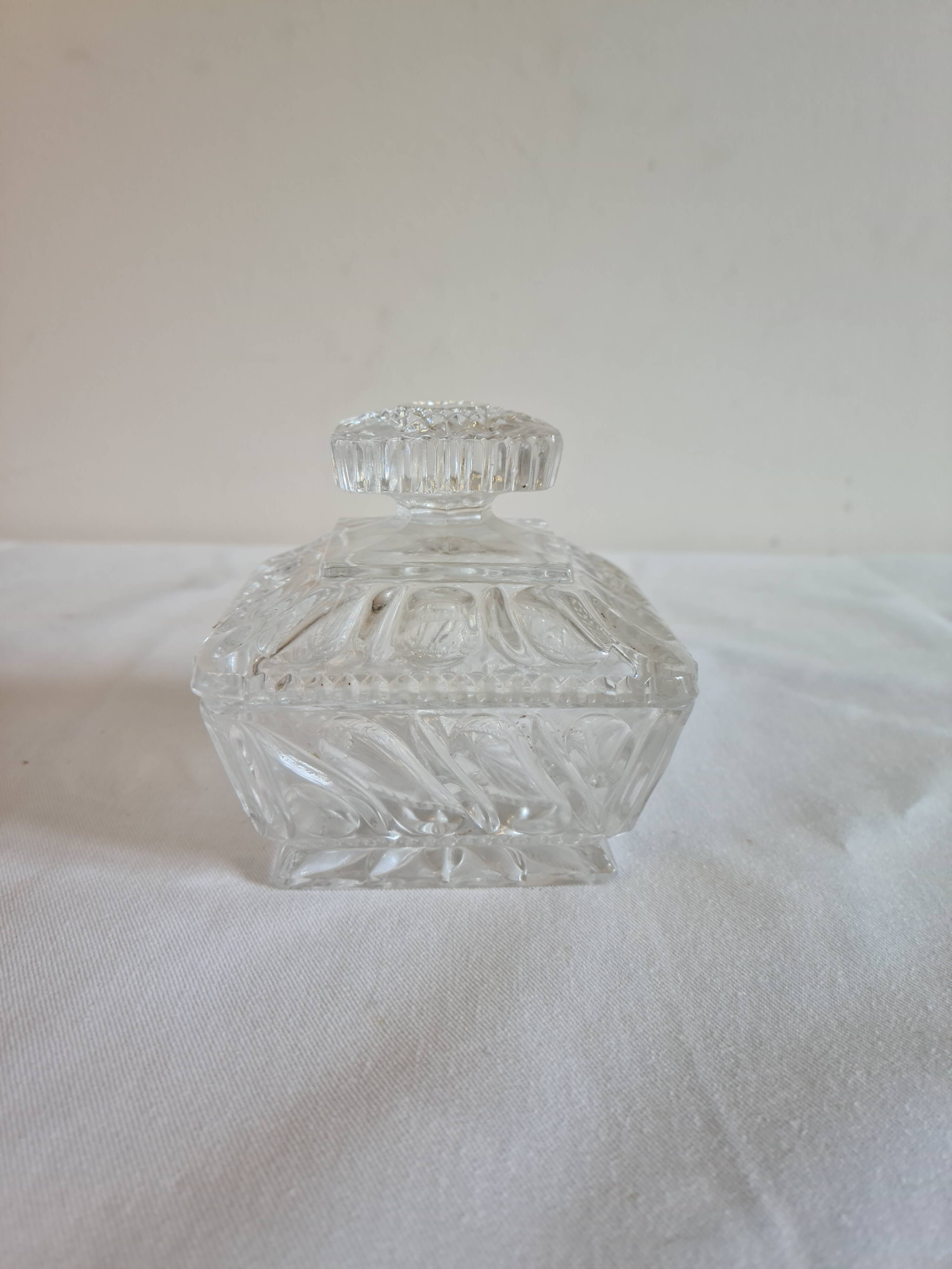 Moulded crystal powder