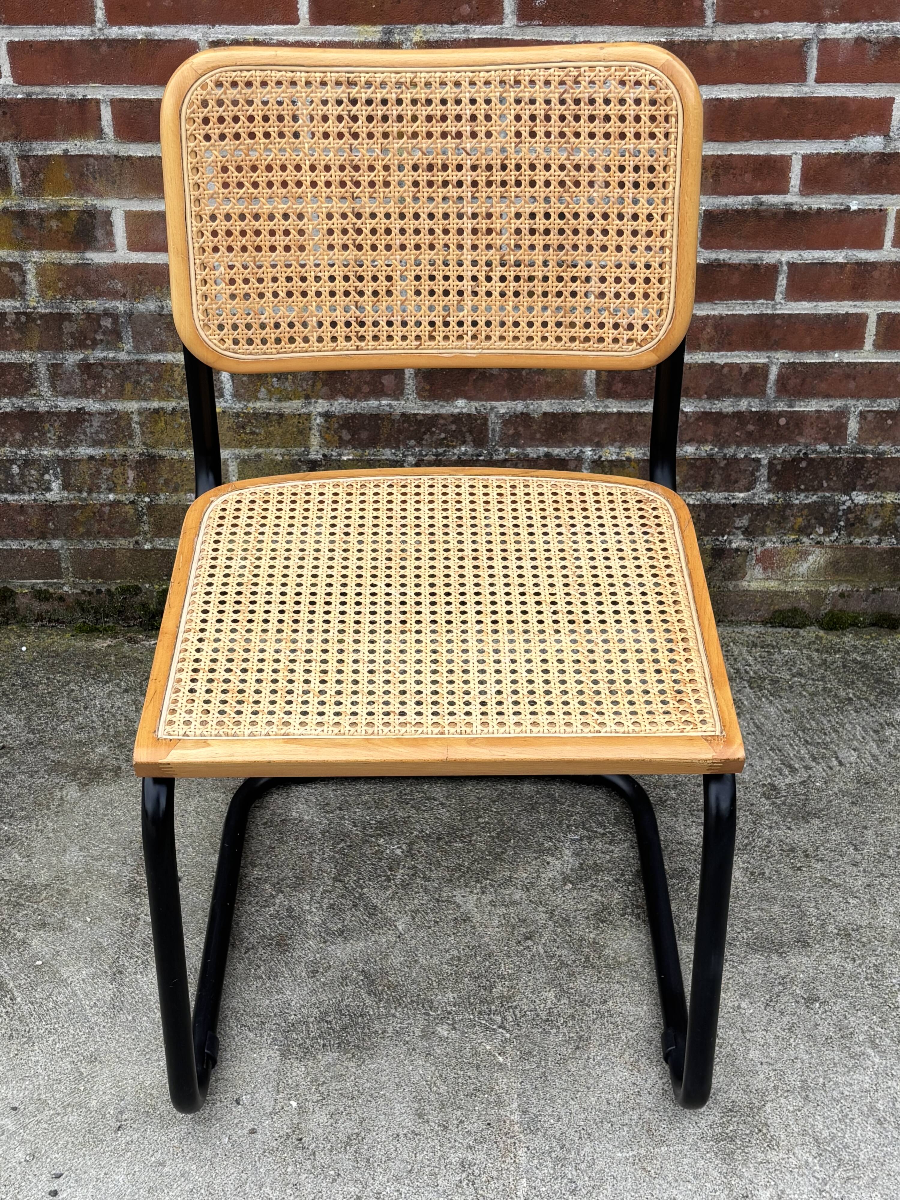 Set of 4 chairs Cesca B32 designed by Marcel Breuer design black frame