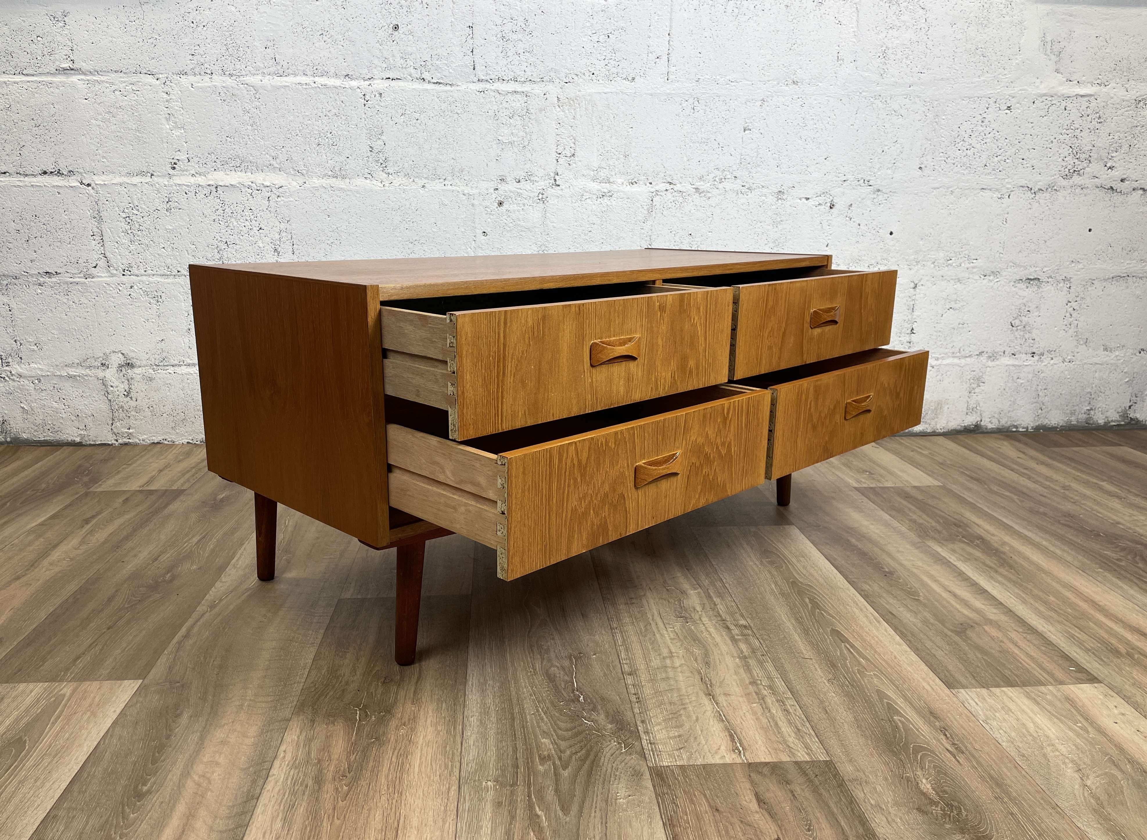 Scandinavian 4-drawer bass chest of drawers signed Clausen & Son vintage teak, 60s