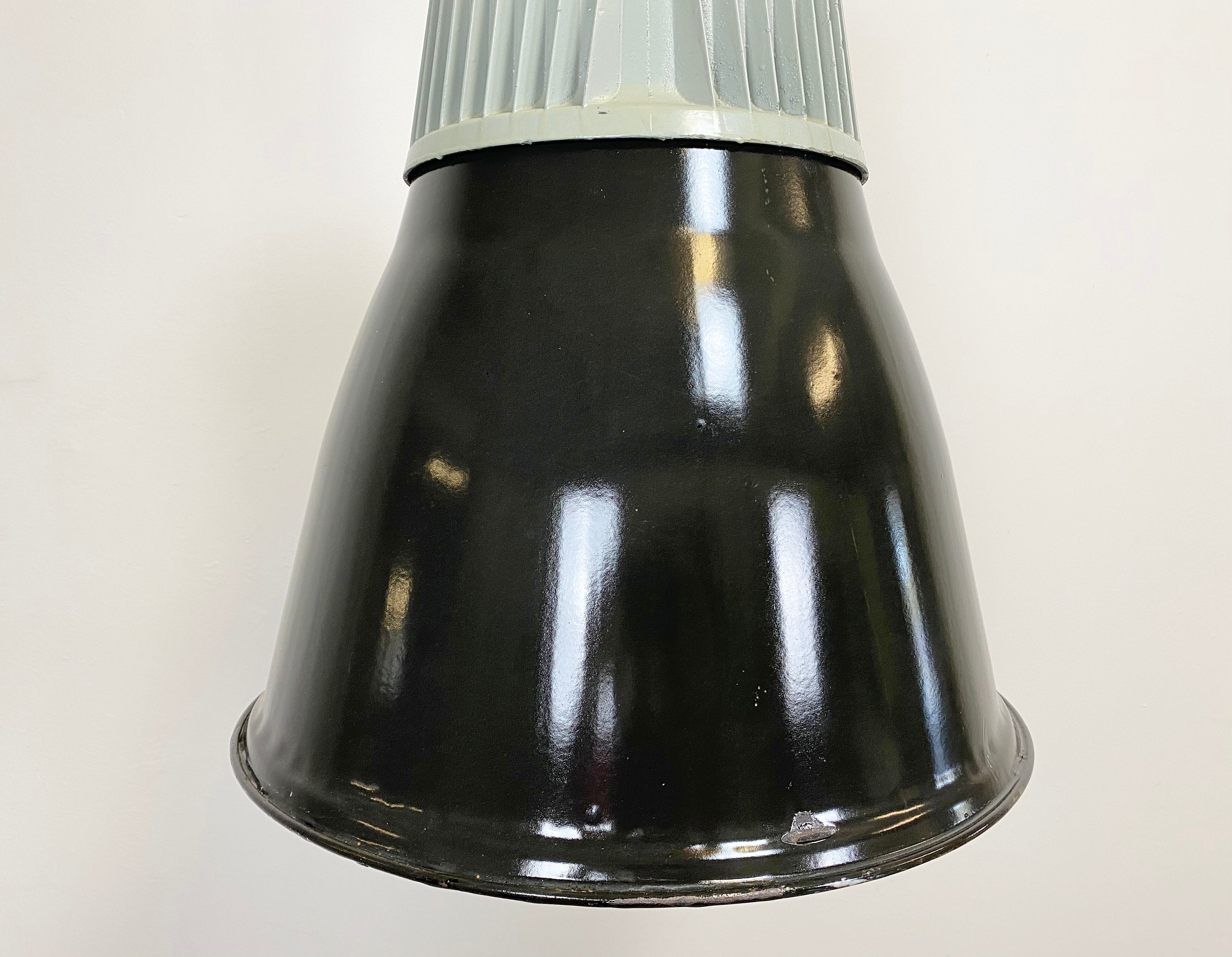 Black enamel industrial pendant light, 1960