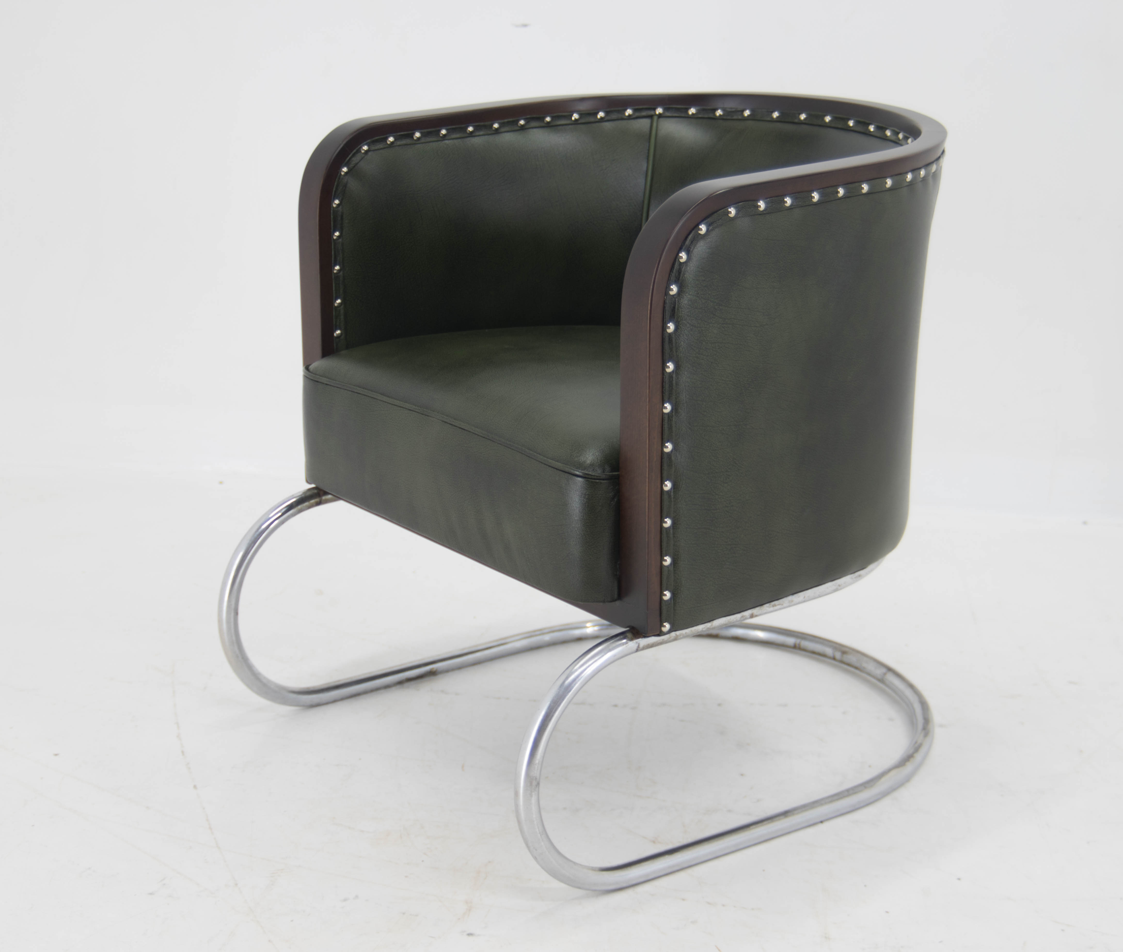 Bauhaus Tubular Armchair in Green Leather,  1930s, Restored