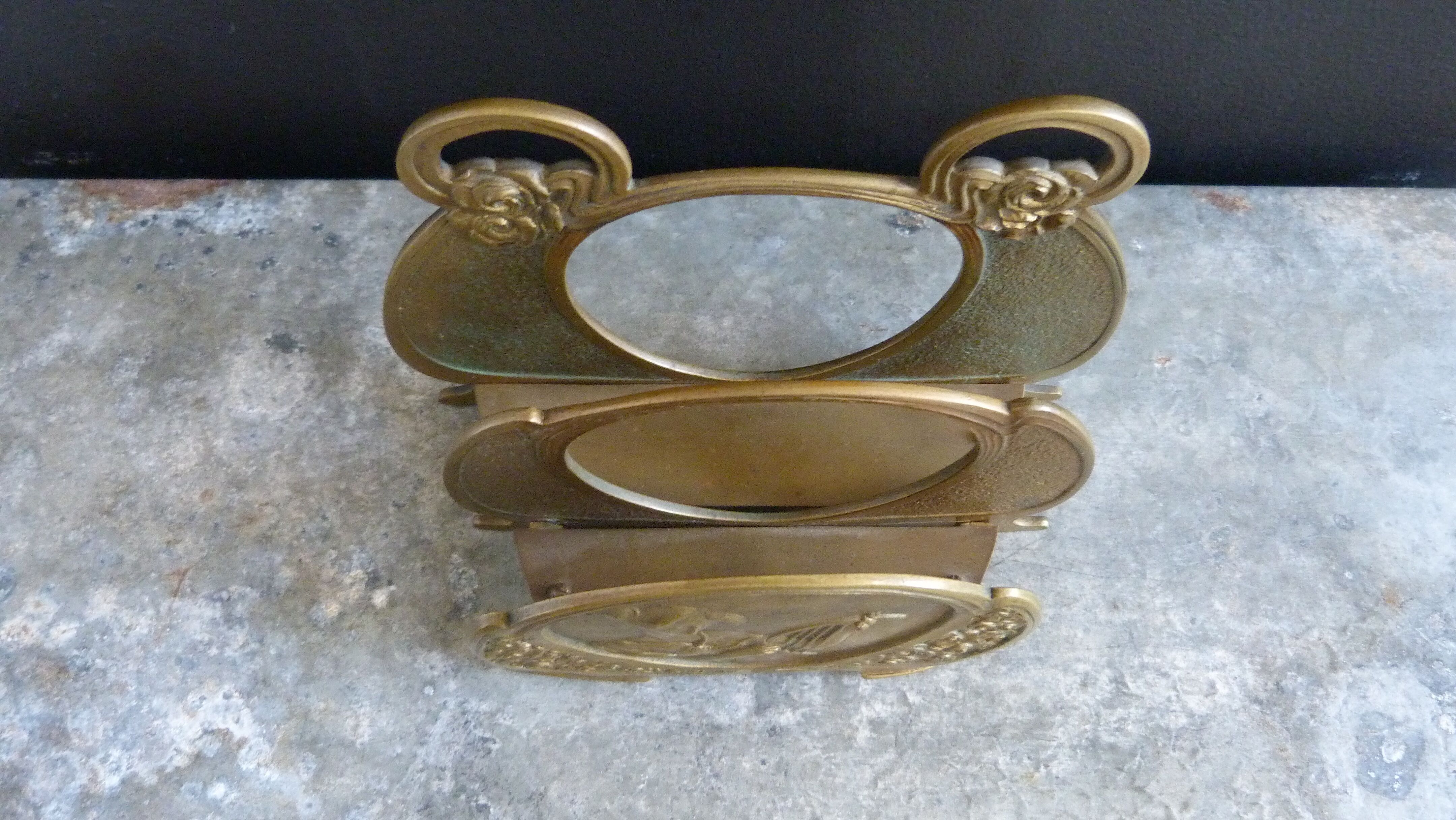 Mail door art nouveau 1900