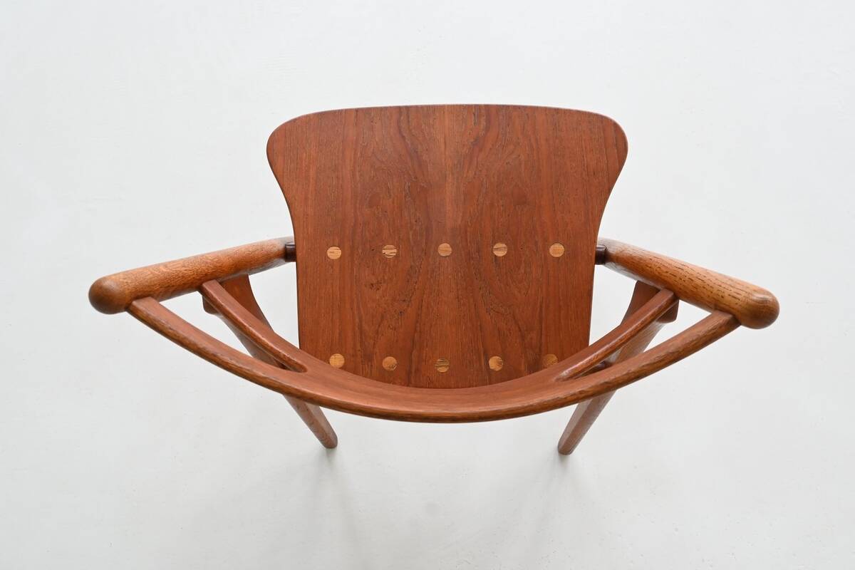 Hans Wegner Sawbuck CH29 dining chairs Carl Hansen & Son Denmark 1952