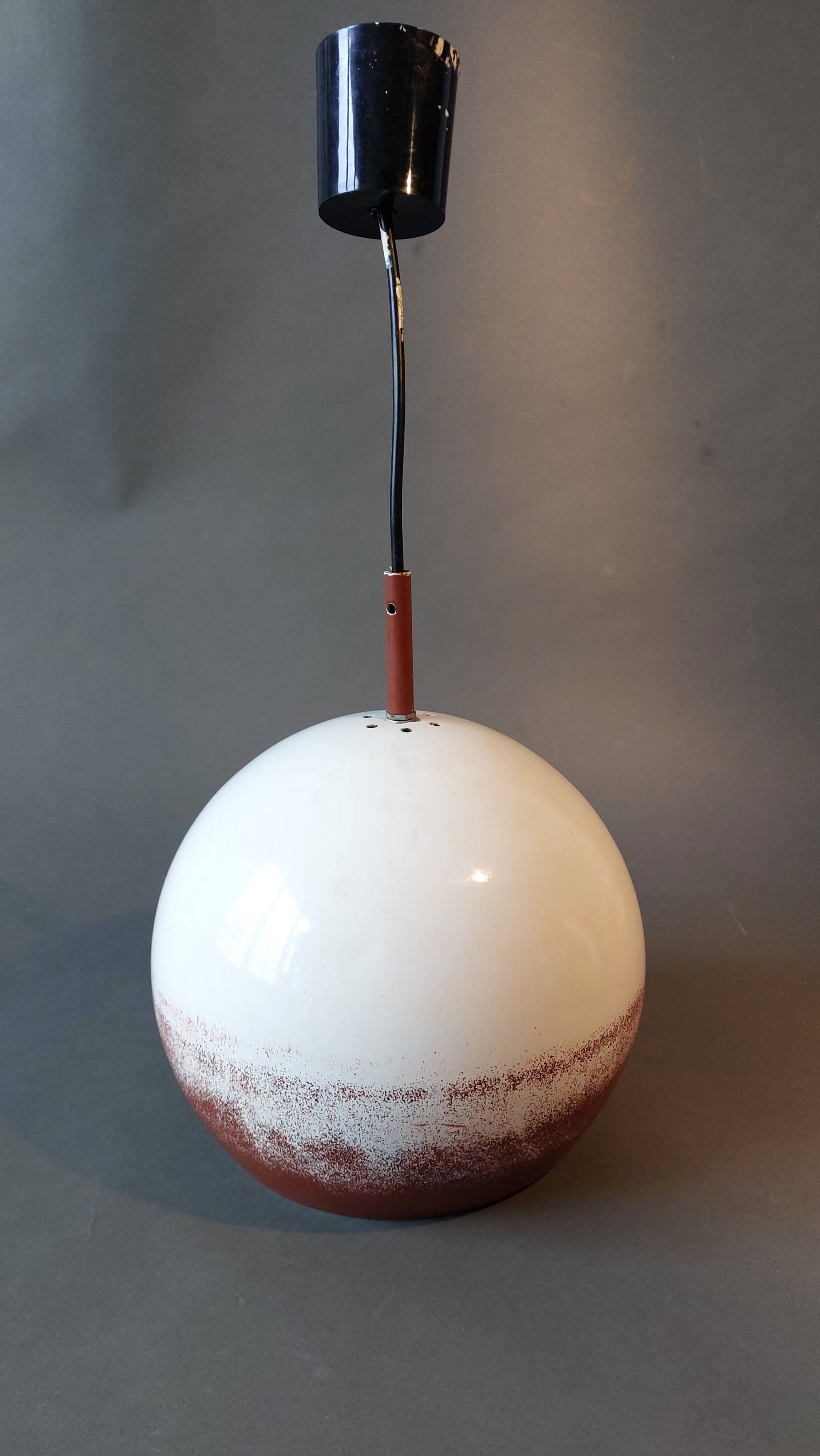 Raak pendant lamp 1960/70 in white and red metal.