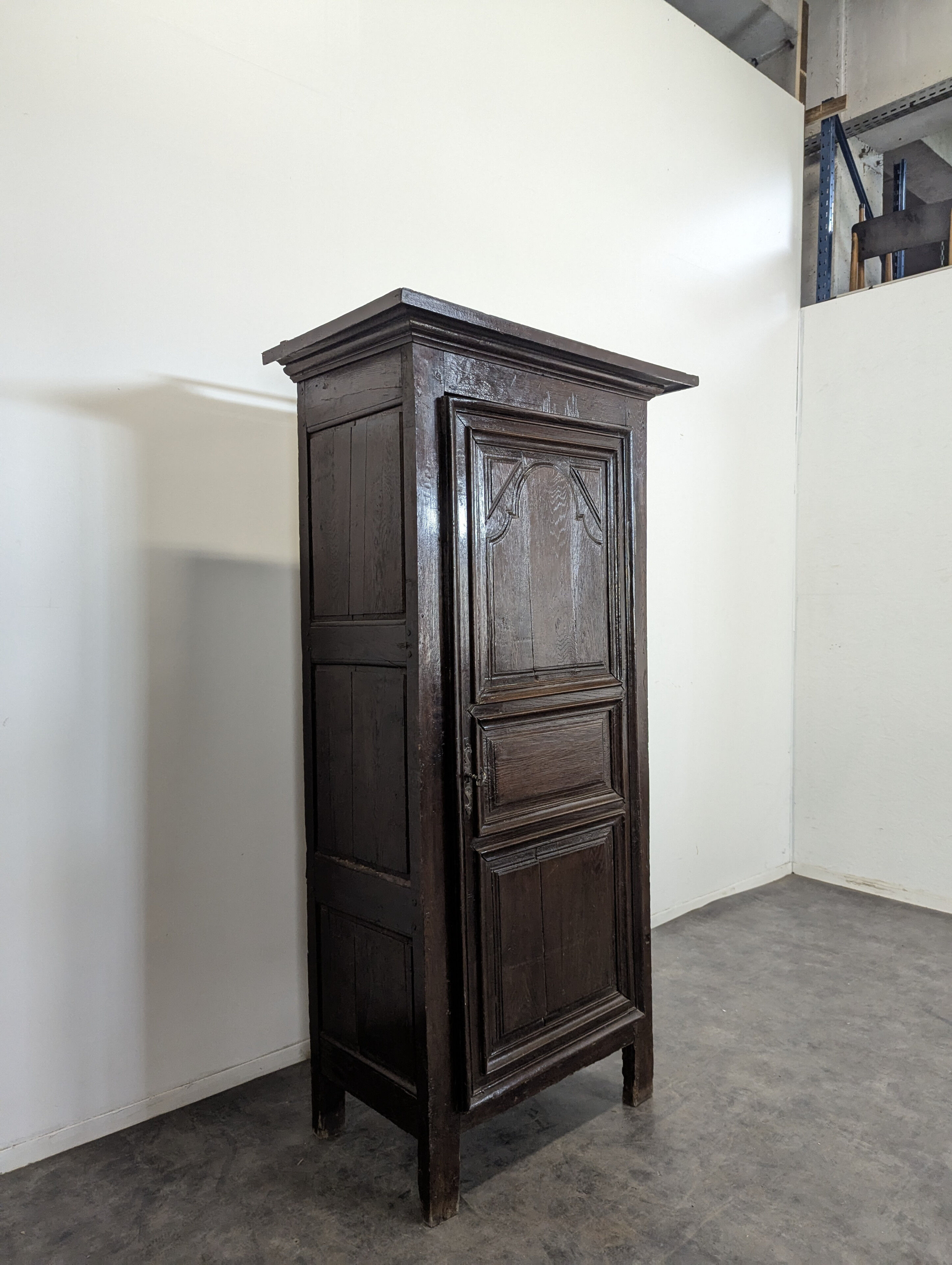 Solid oak bonnet maker