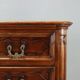 Canterano baroque en noyer avec tiroirs moulurés