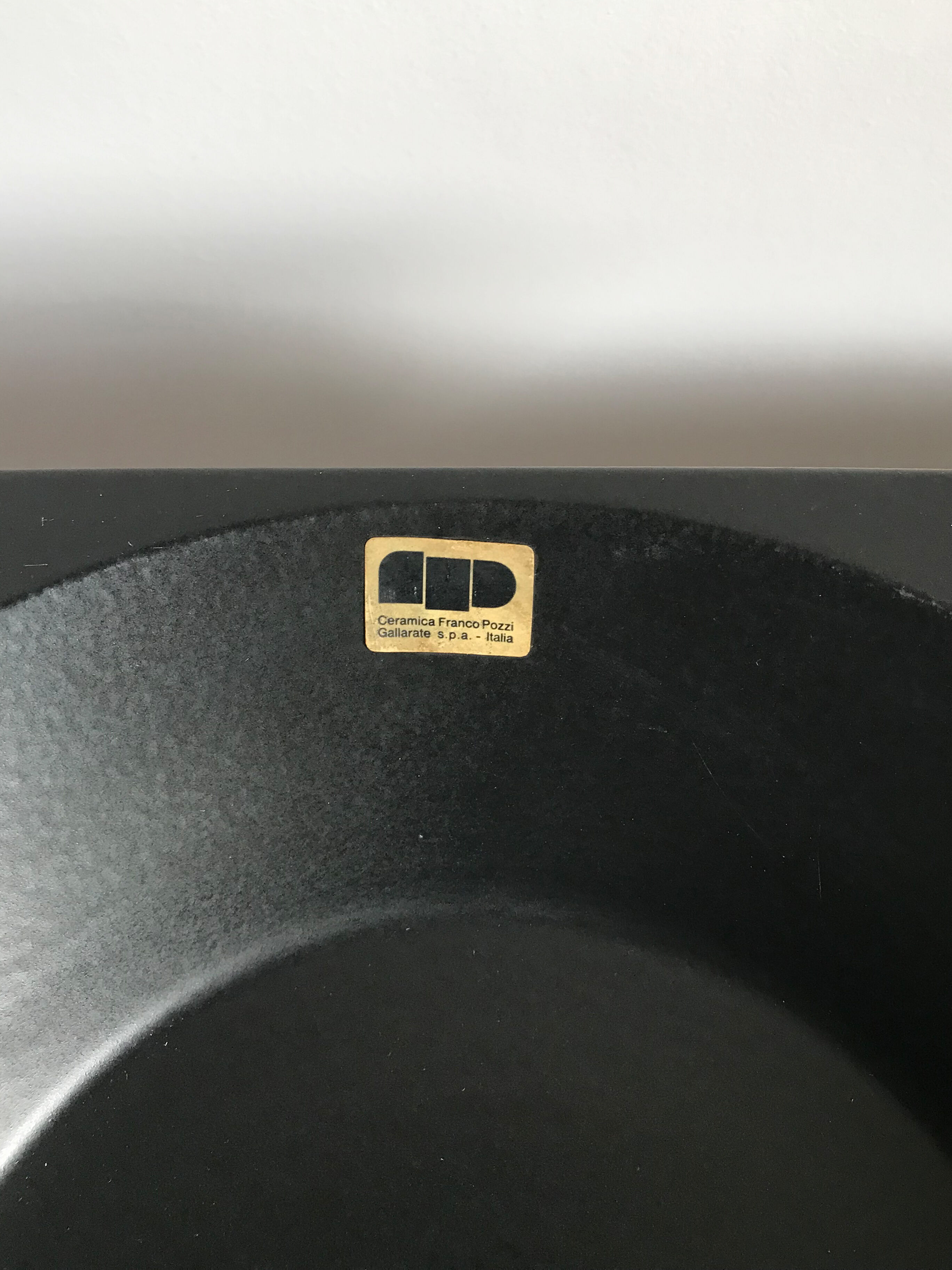 Franco Pozzi Italian black ceramic centerpiece vase 1960s