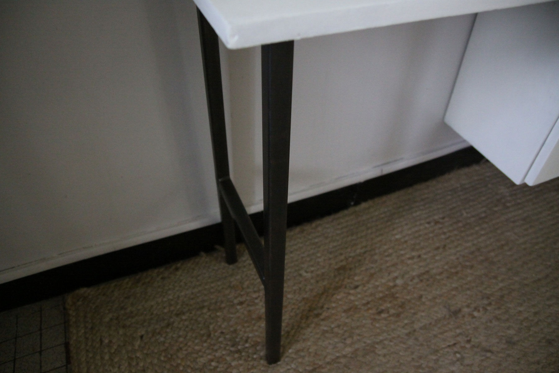 Vintage buffet in Tirois