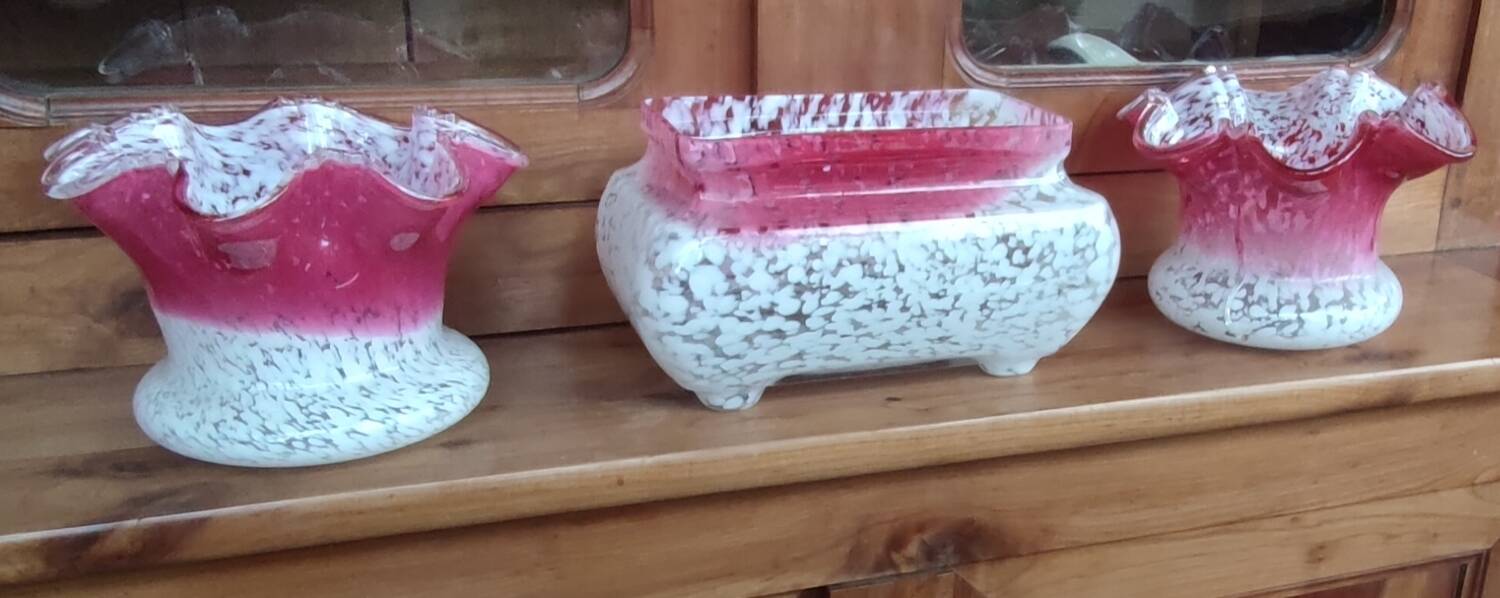 Old planter set and 2 Clichy glass vases