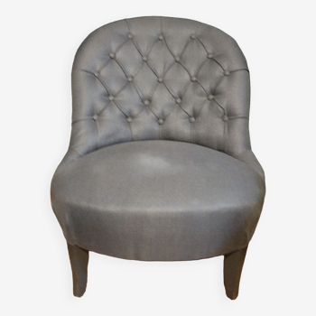 Upholstered toad armchair