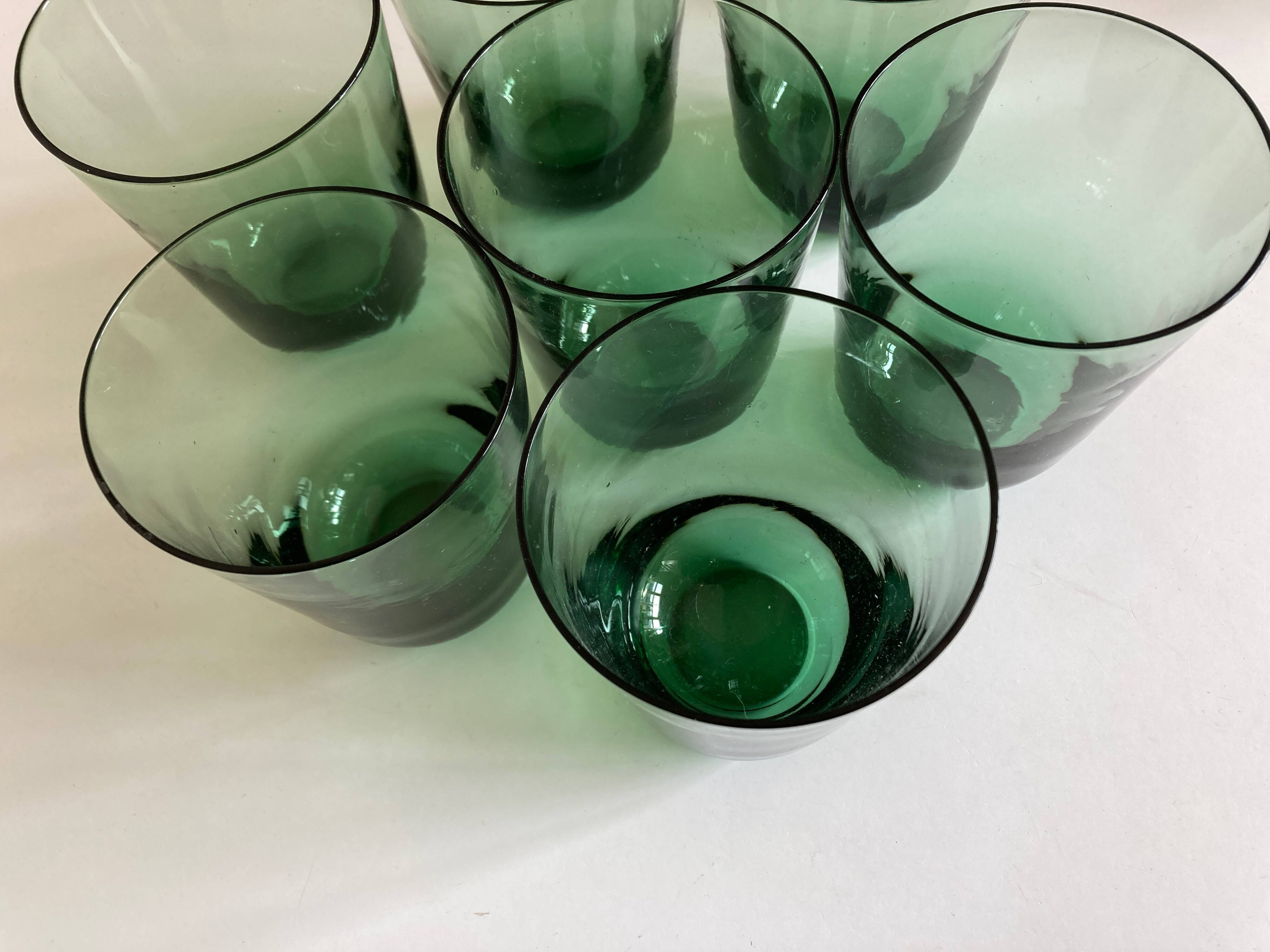 Set de 7 verres gobelets XXL en verre vert 1960