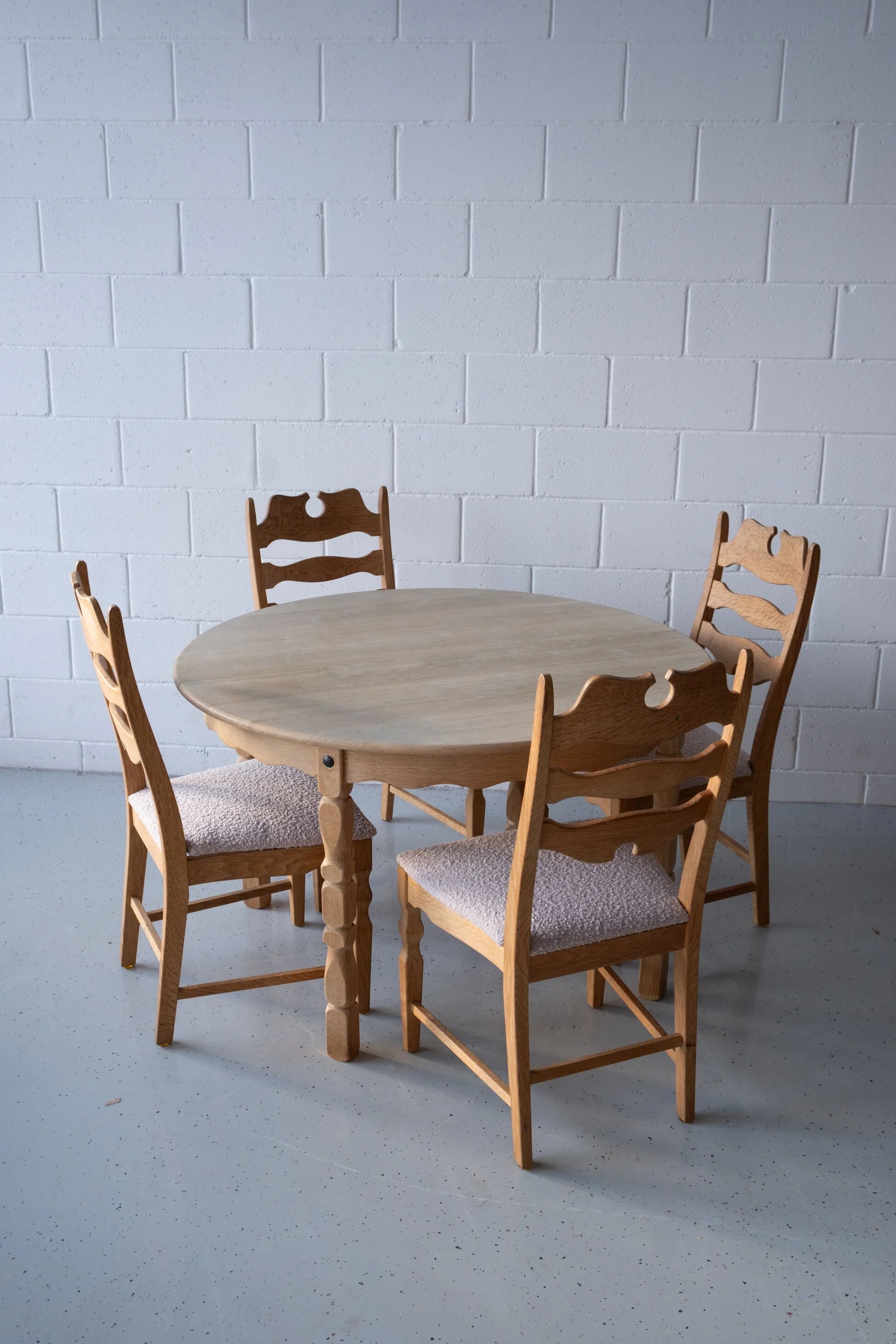 Ensemble de 6 chaises Henning Kjærnulf