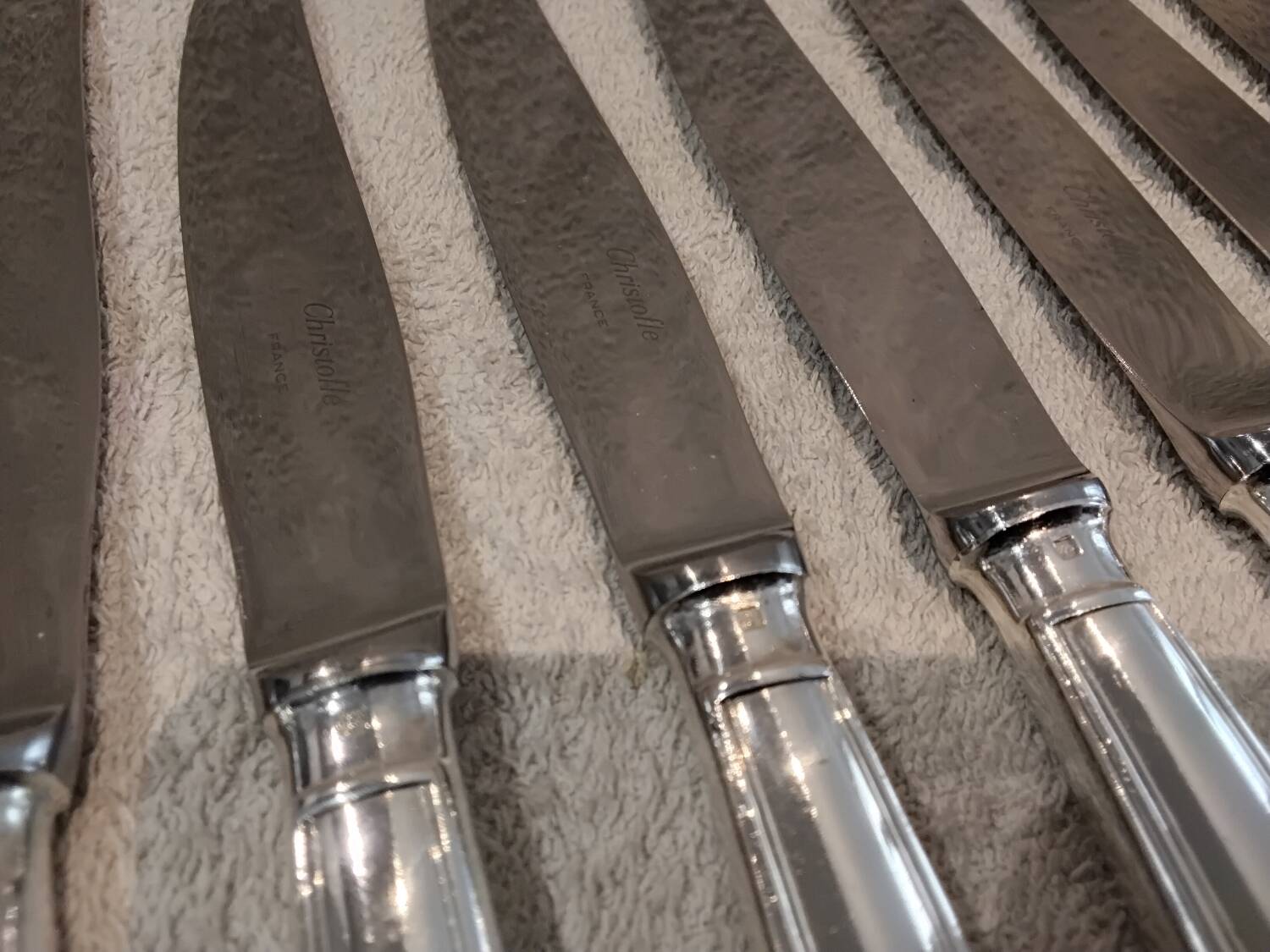 12 silver-plated table knives by Christofle, Albi pattern