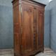 Armoire régionale époque Louis XV en noyer massif.