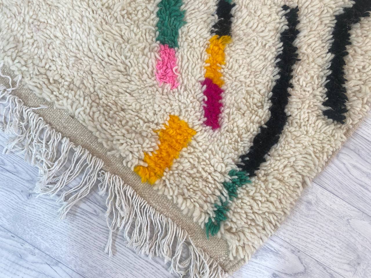 Handmade Moroccan Berber rug 288 x 190 CM