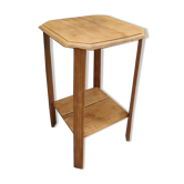 Pedestal table