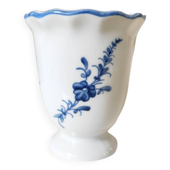 Chantilly porcelain vase